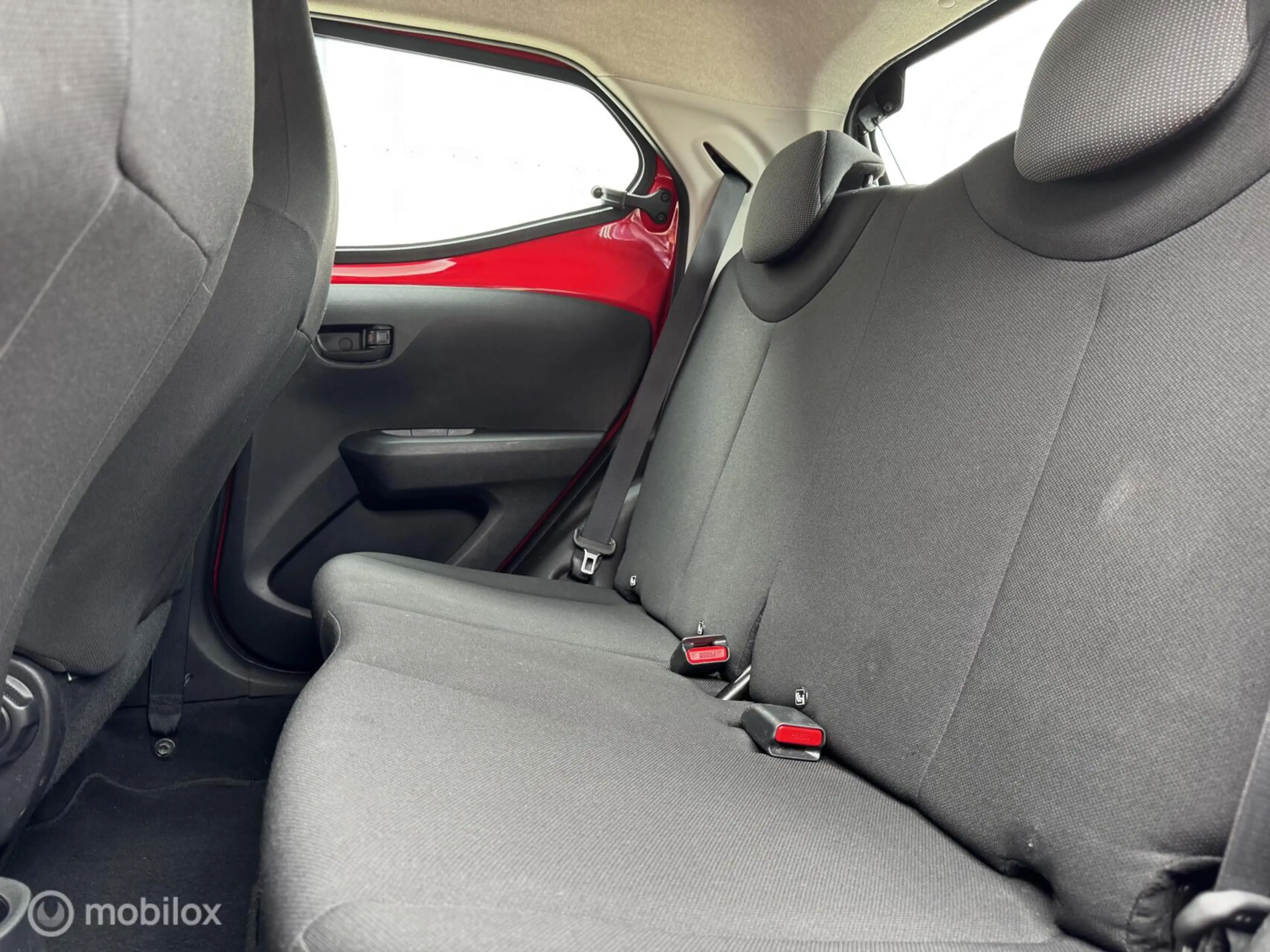 Toyota Aygo 1.0 VVT-i x-fun | Cruise | BT | Airco | LED — photo 5