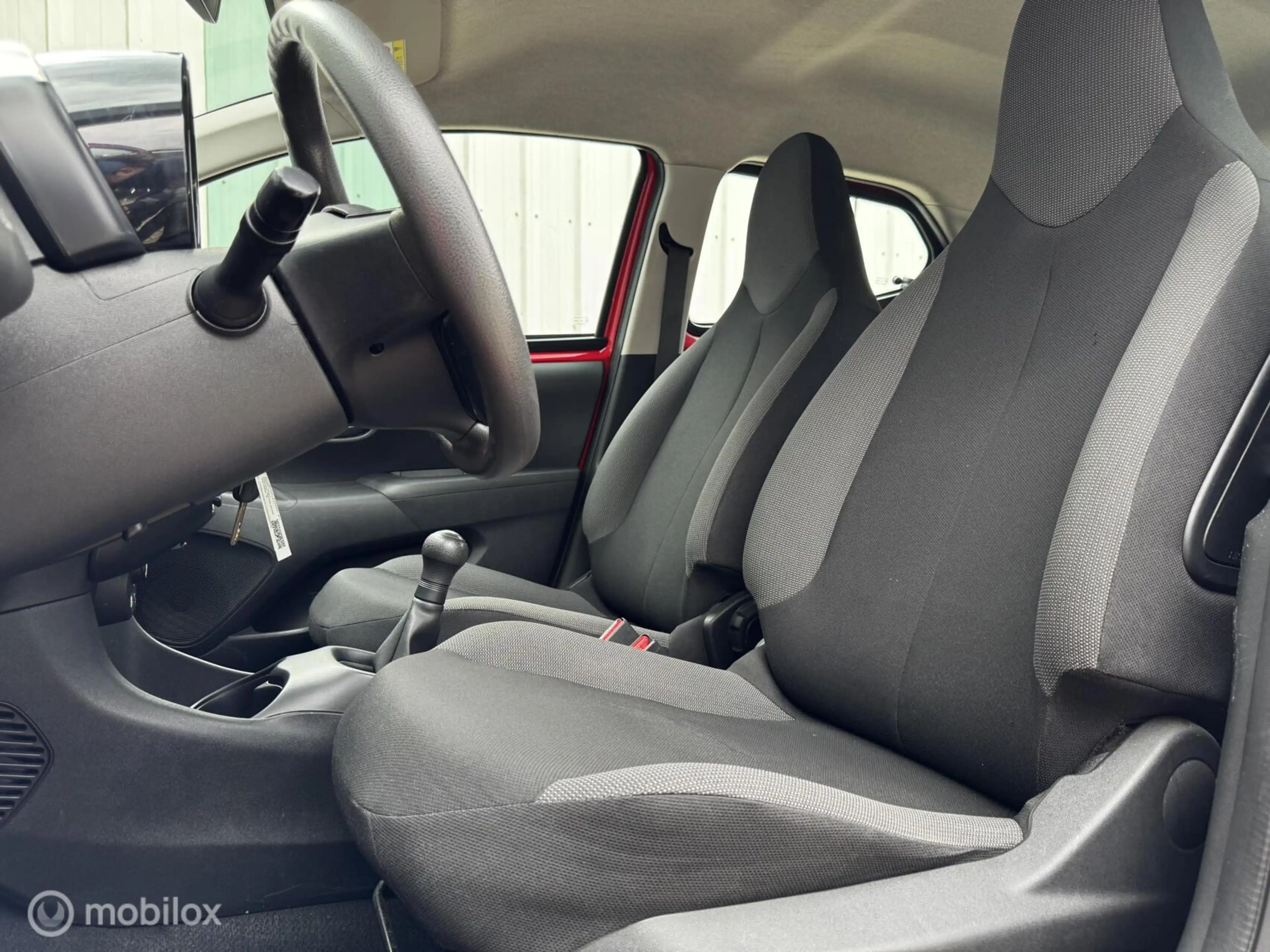 Toyota Aygo 1.0 VVT-i x-fun | Cruise | BT | Airco | LED — photo 4