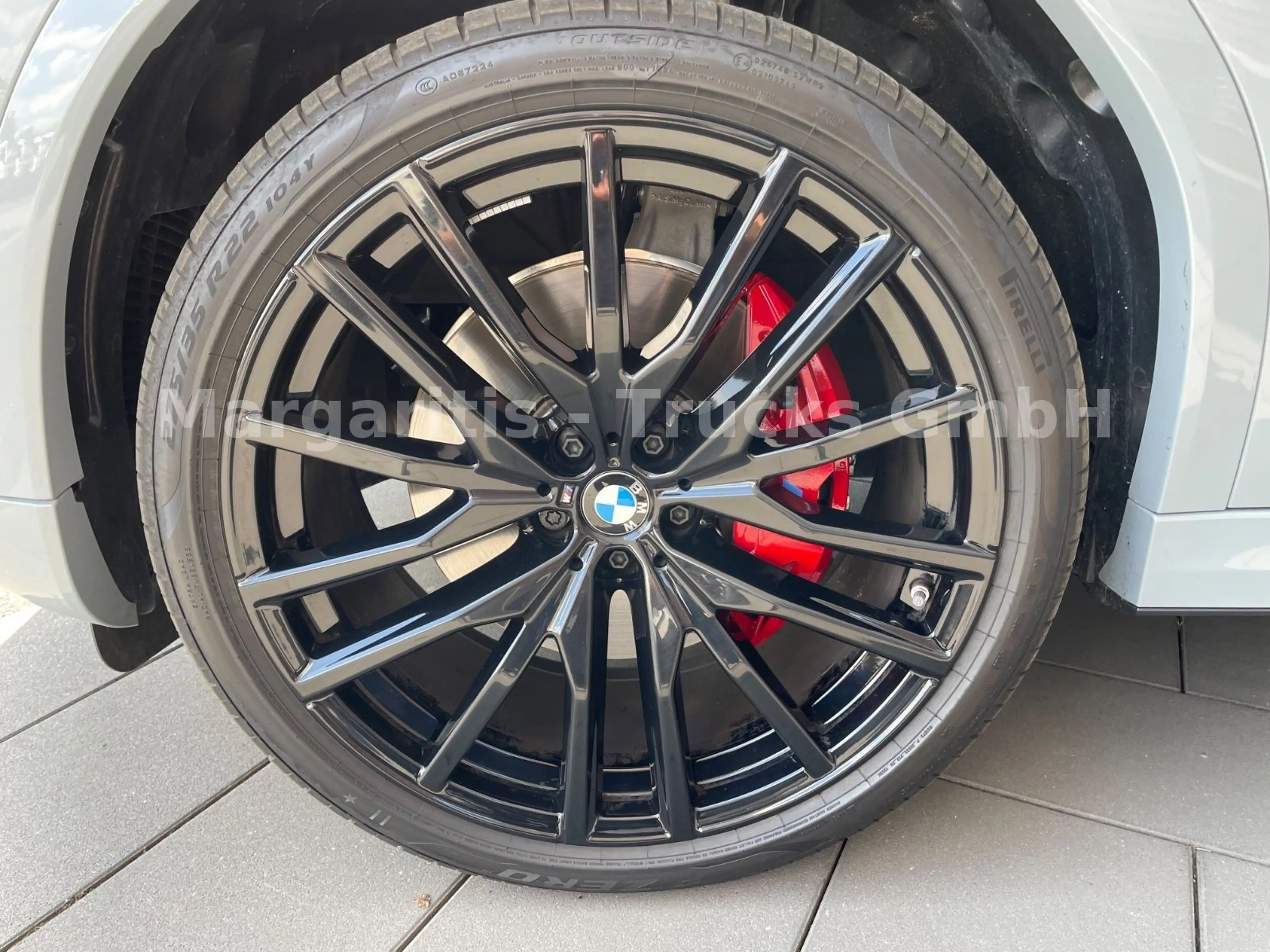 BMW X6 xDrive40d/22"/MPaketPro/Pano/Luft/SoftClose — photo 8