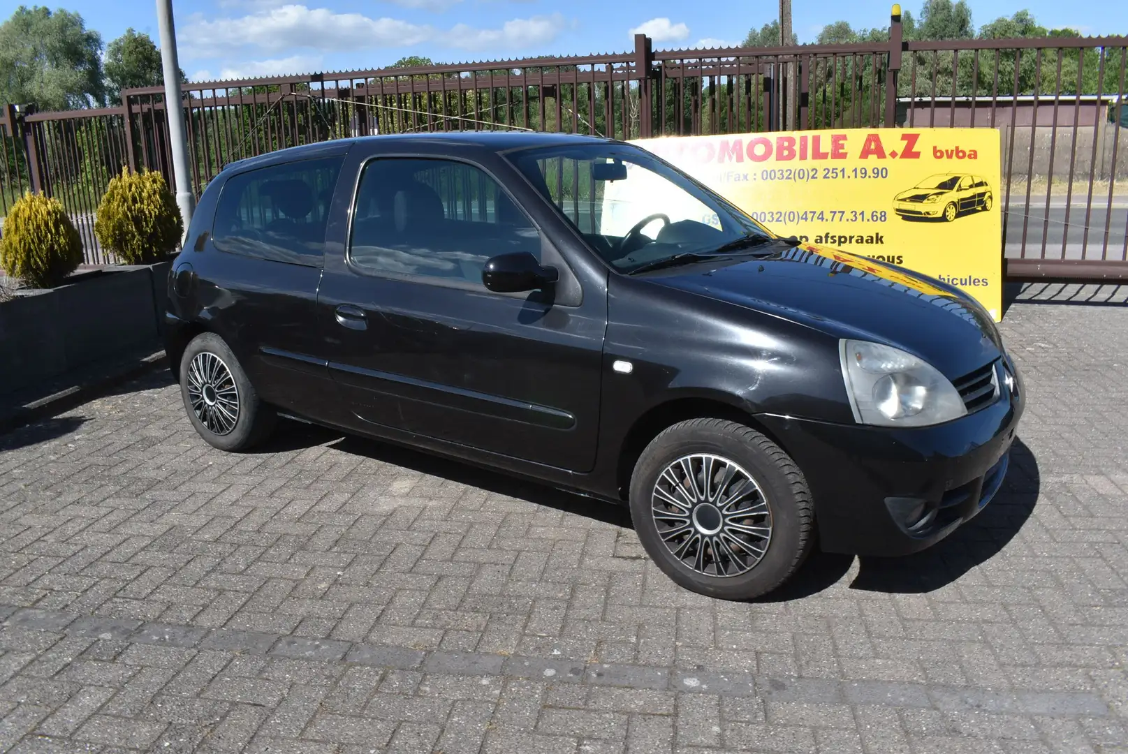 Renault Clio 1.2i Campus Noir - 1