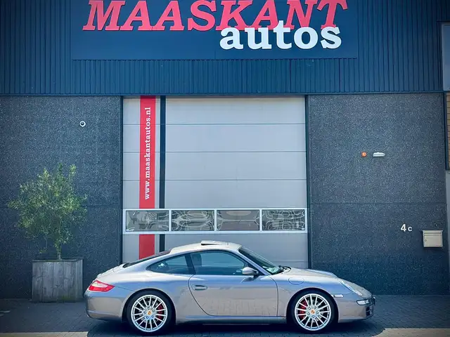 Porsche 997 3.8 Carrera S / 997 / Manual / NL car / Sport chro