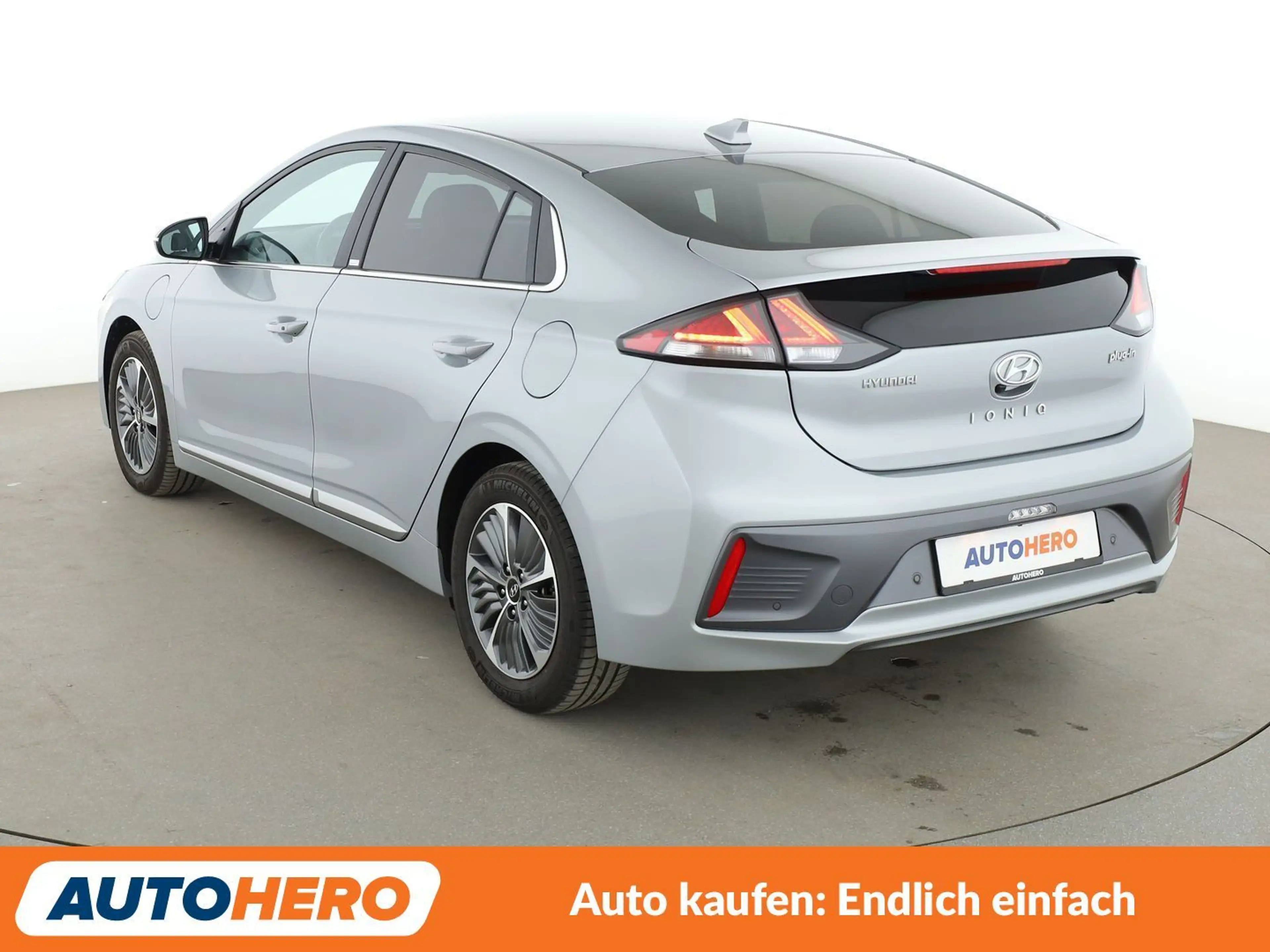 Hyundai IONIQ 1.6 Plug-in Hybrid Prime Aut. *ACC*CAM*MEMORY* — photo 4
