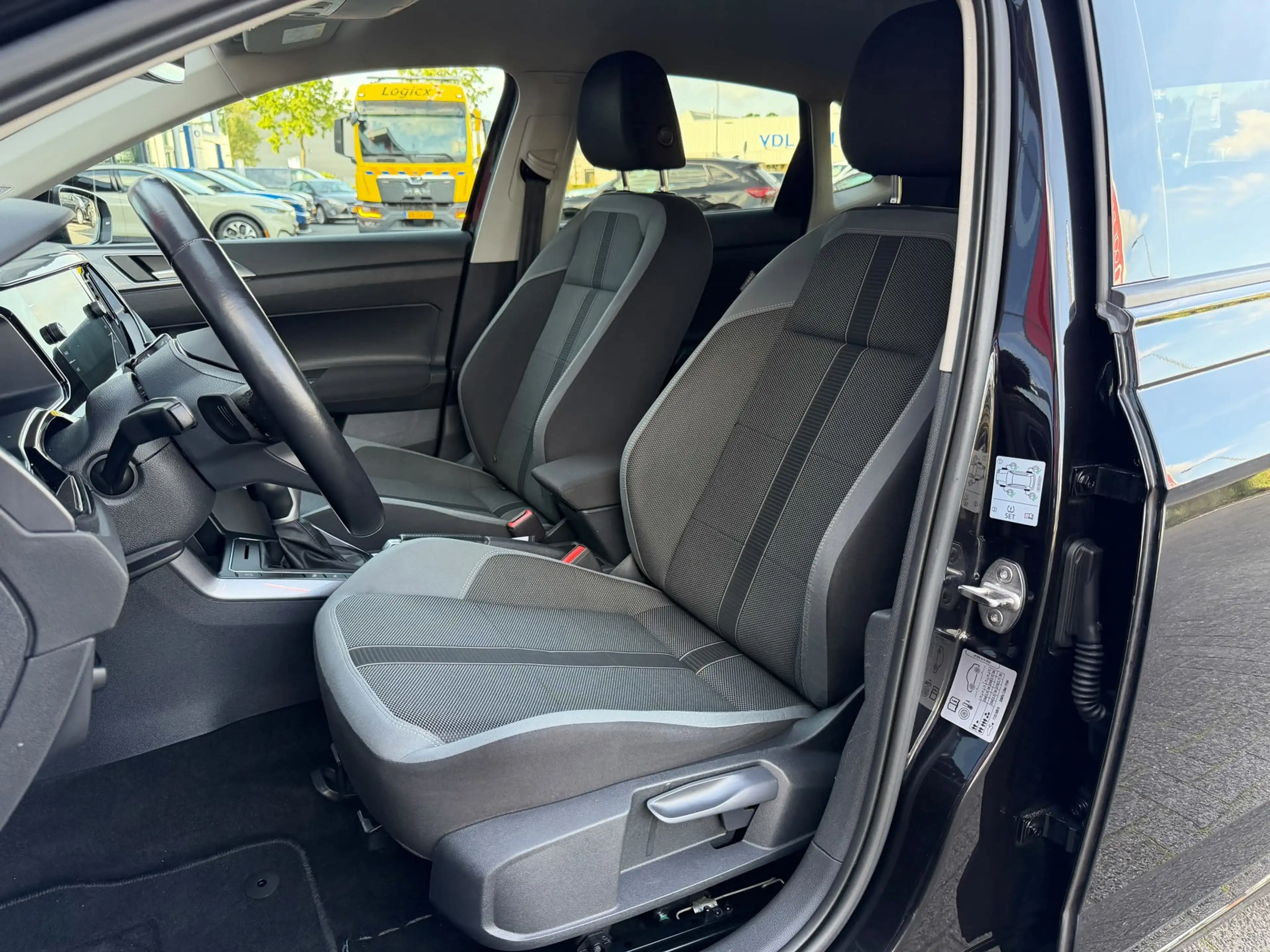 Volkswagen Polo 1.0 TSI Life Business DSG-7 | IQ Light LED | Carpl — photo 10