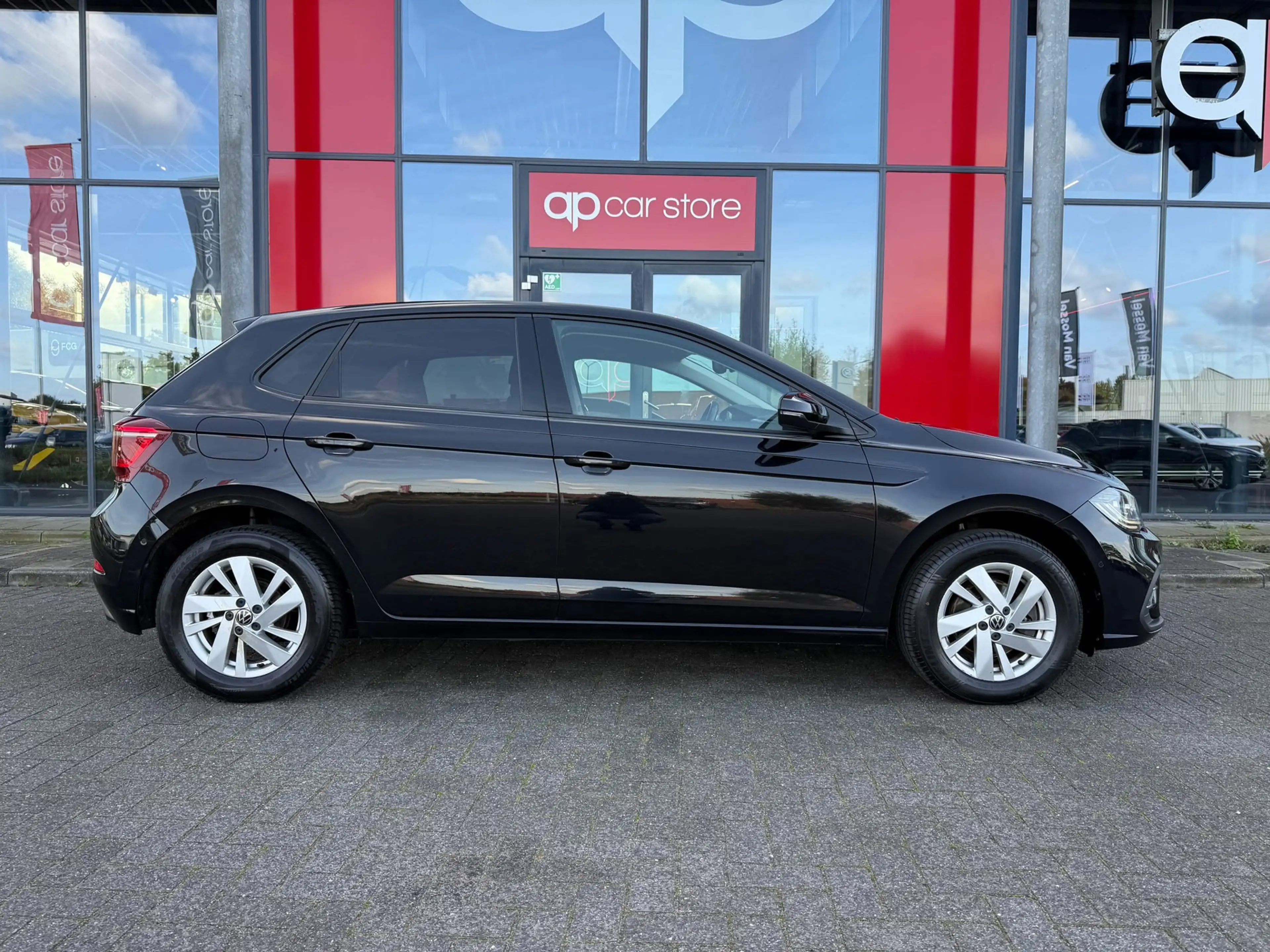 Volkswagen Polo 1.0 TSI Life Business DSG-7 | IQ Light LED | Carpl — photo 4