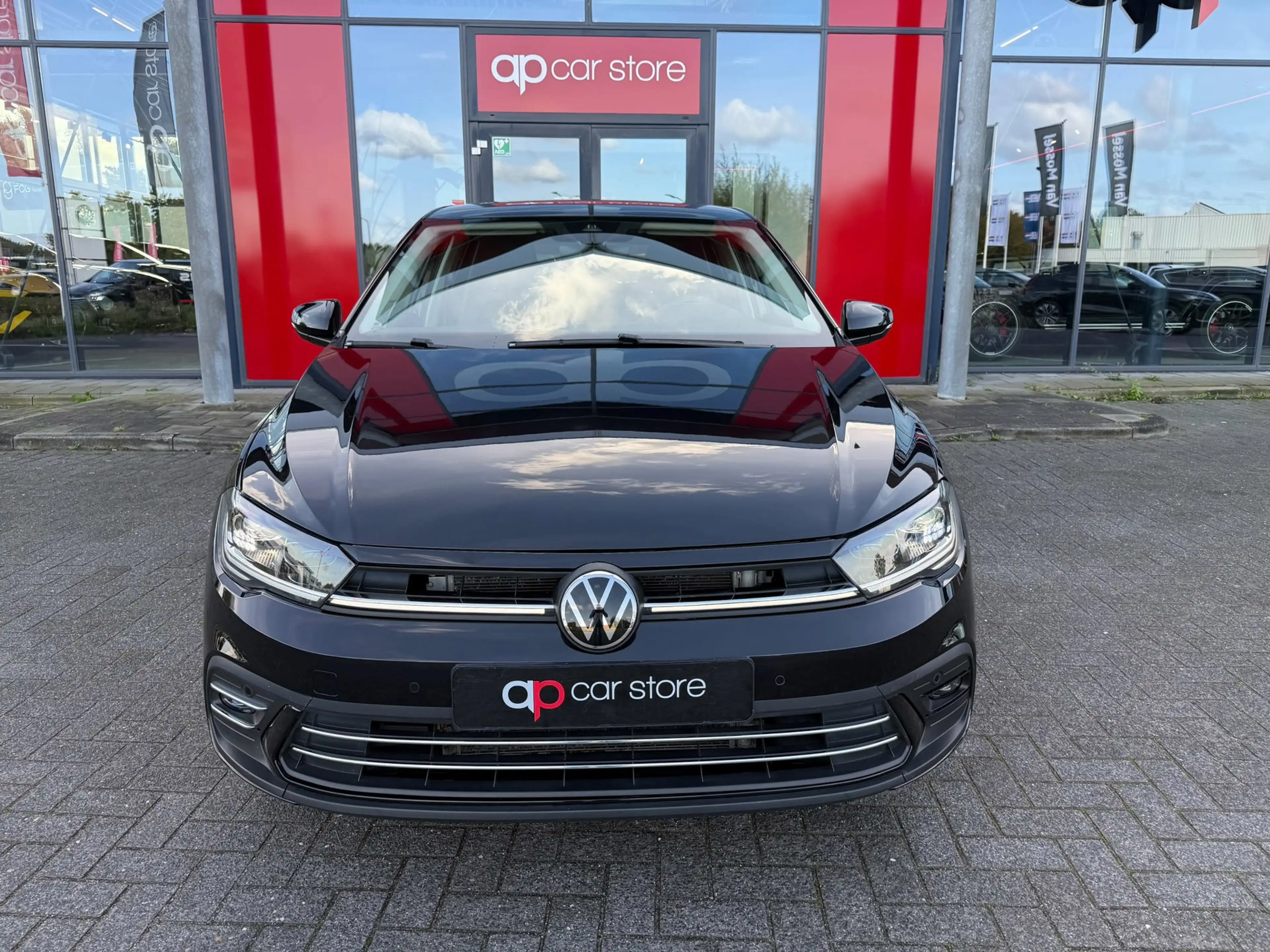 Volkswagen Polo 1.0 TSI Life Business DSG-7 | IQ Light LED | Carpl — photo 2