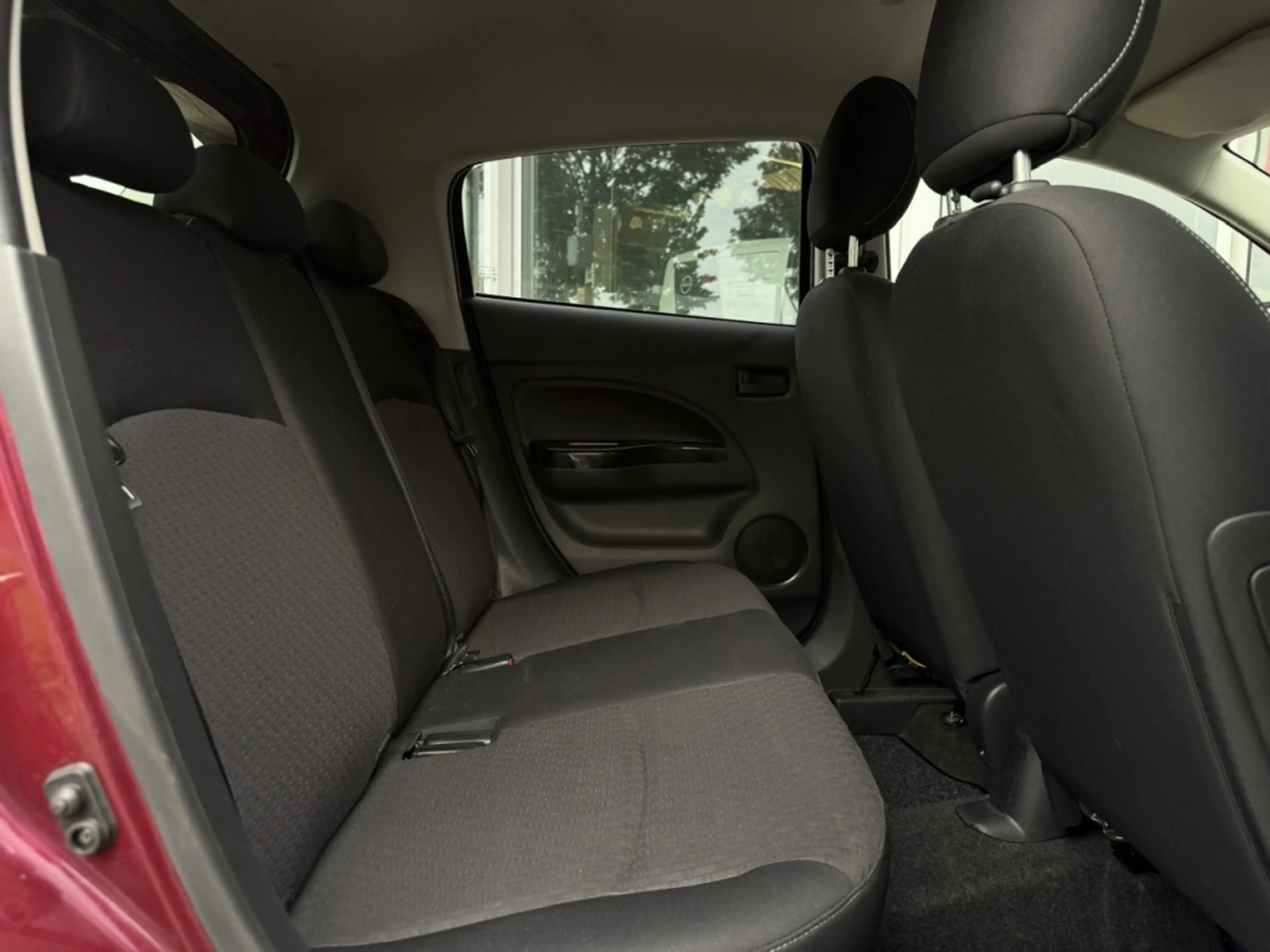 Mitsubishi Space Star 1.2 MIVEC 80PK Auto Stop & Go Intense+ — photo 10