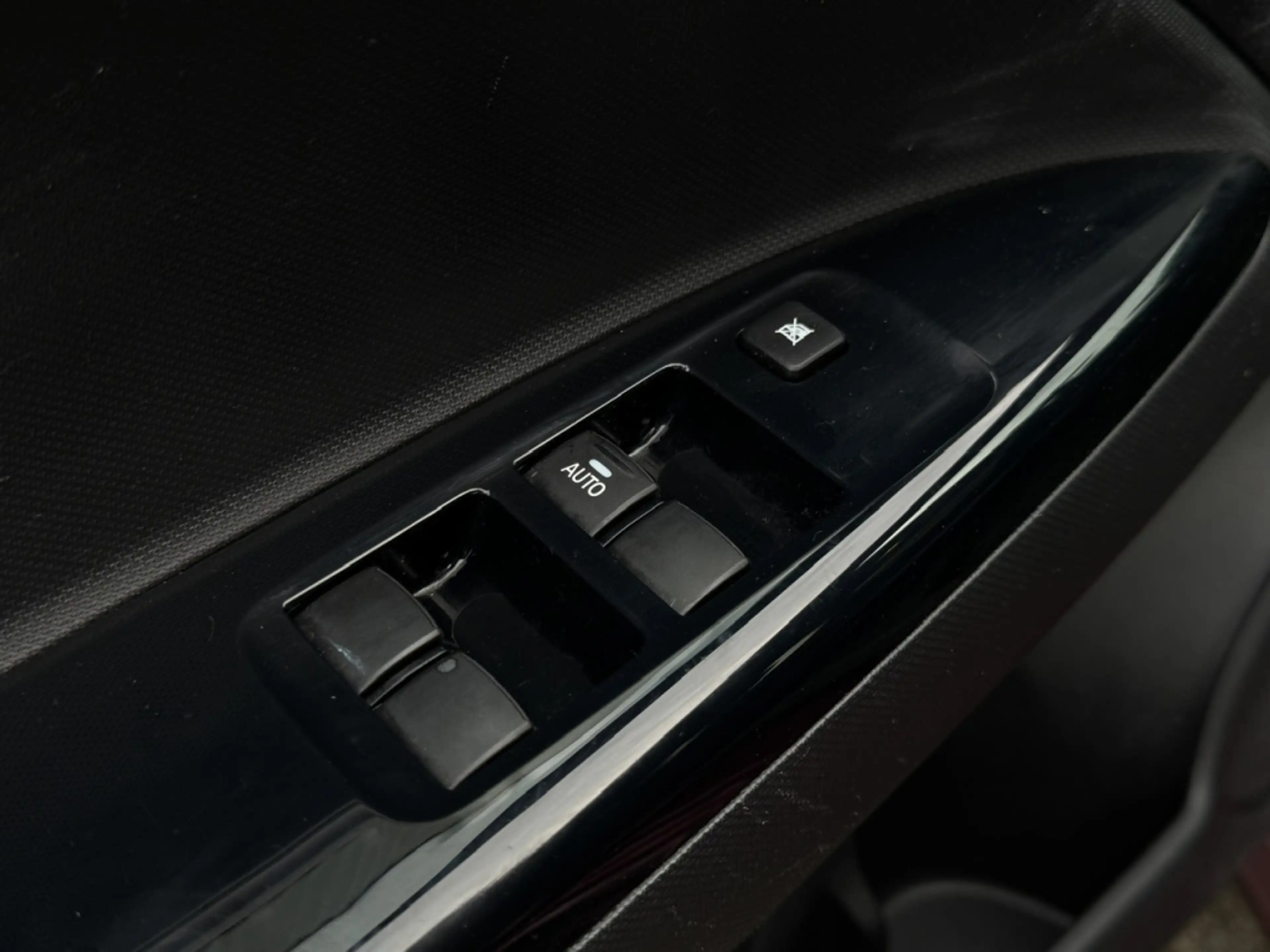 Mitsubishi Space Star 1.2 MIVEC 80PK Auto Stop & Go Intense+ — photo 18