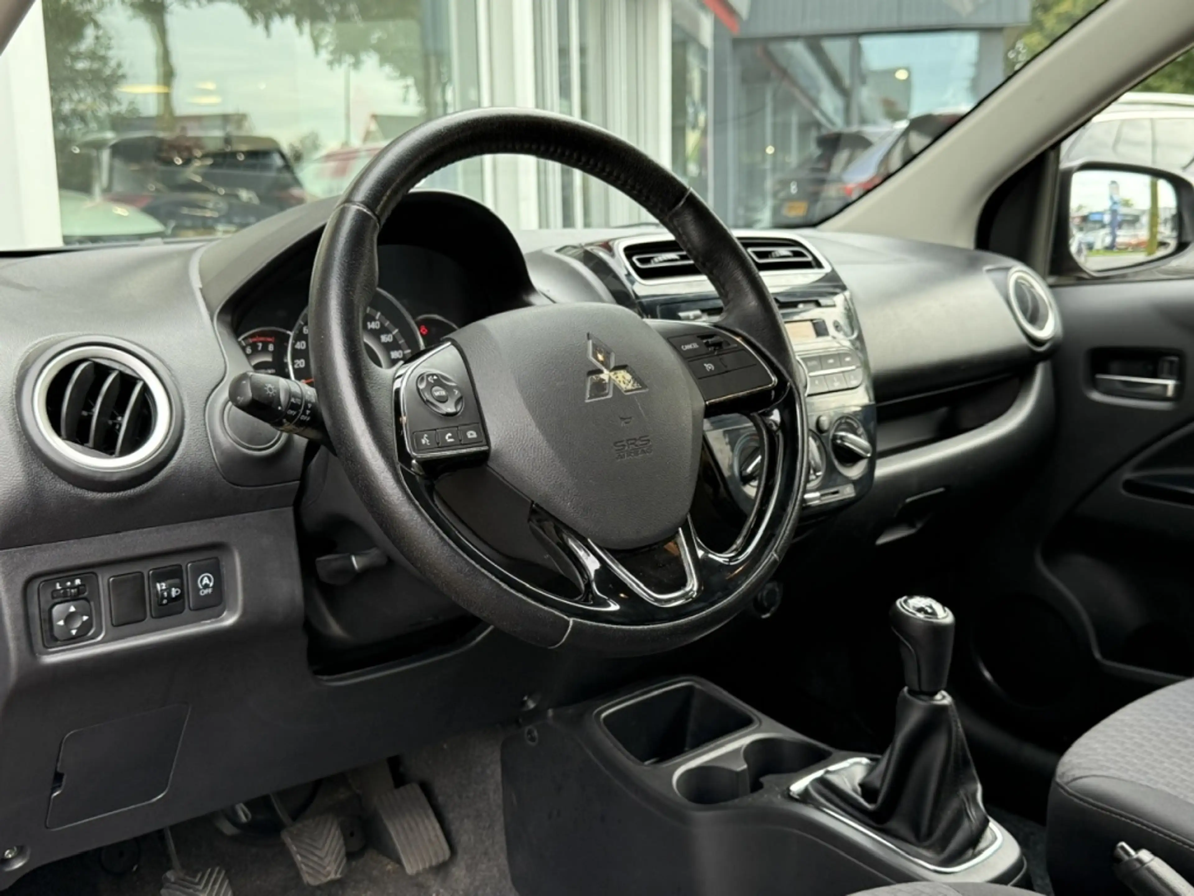 Mitsubishi Space Star 1.2 MIVEC 80PK Auto Stop & Go Intense+ — photo 4
