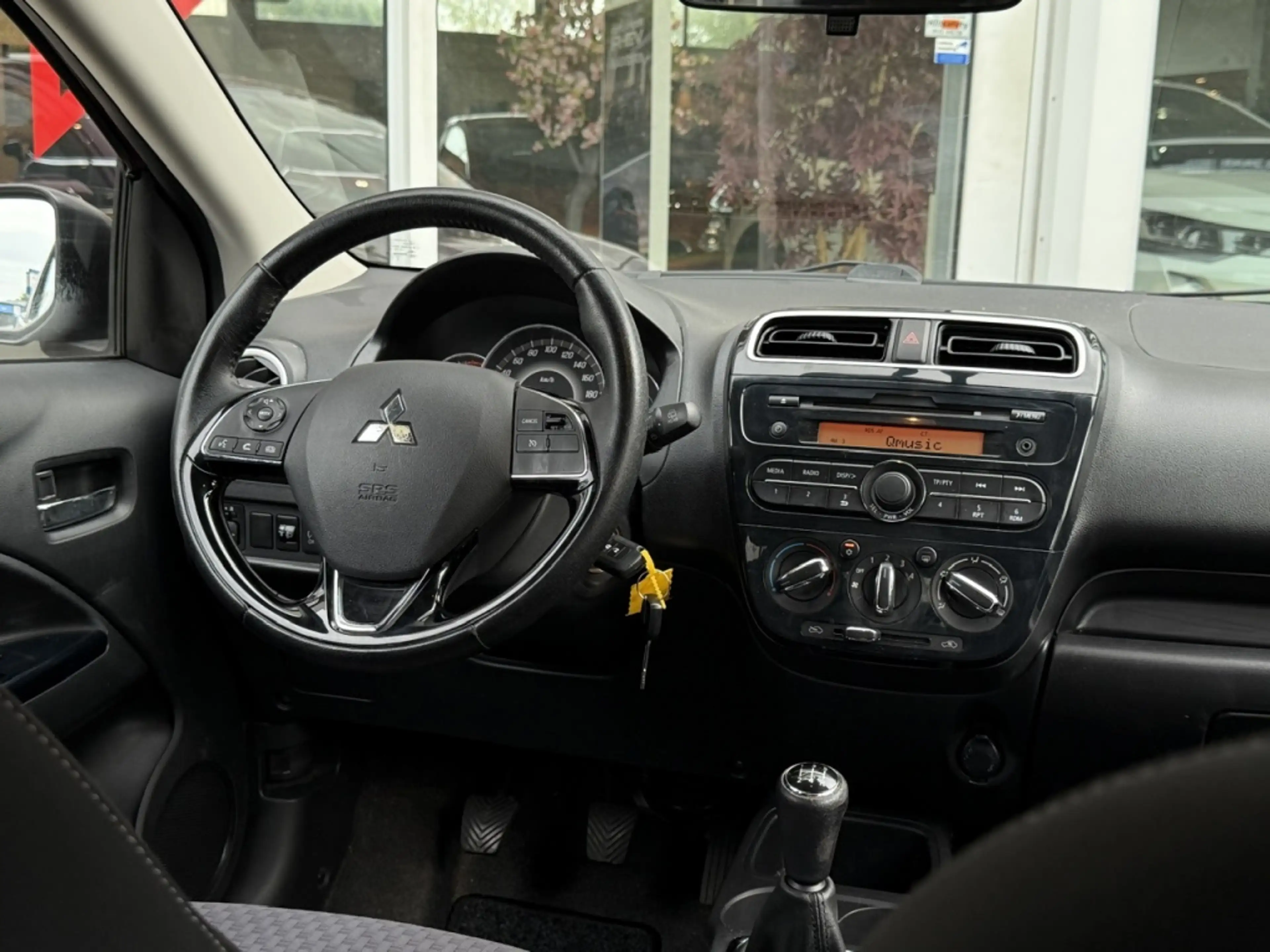 Mitsubishi Space Star 1.2 MIVEC 80PK Auto Stop & Go Intense+ — photo 9