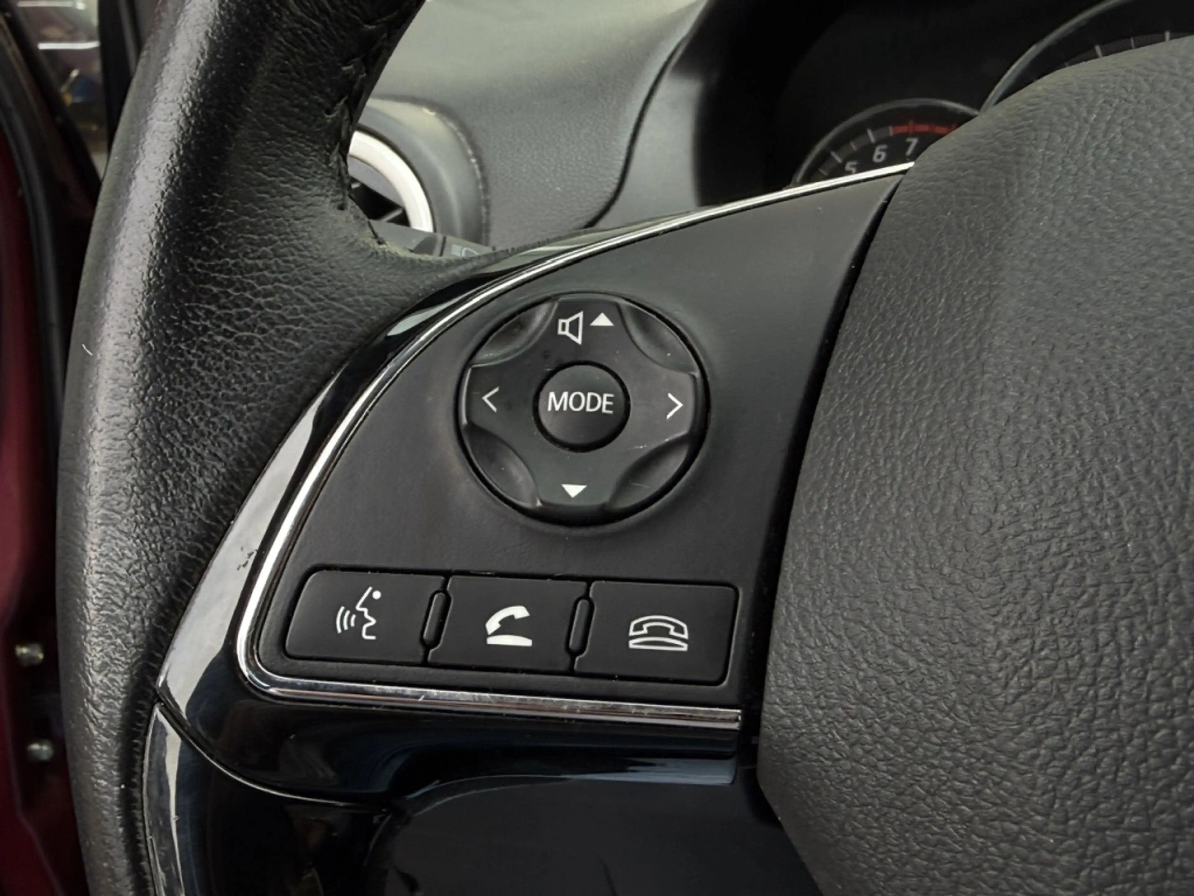 Mitsubishi Space Star 1.2 MIVEC 80PK Auto Stop & Go Intense+ — photo 13