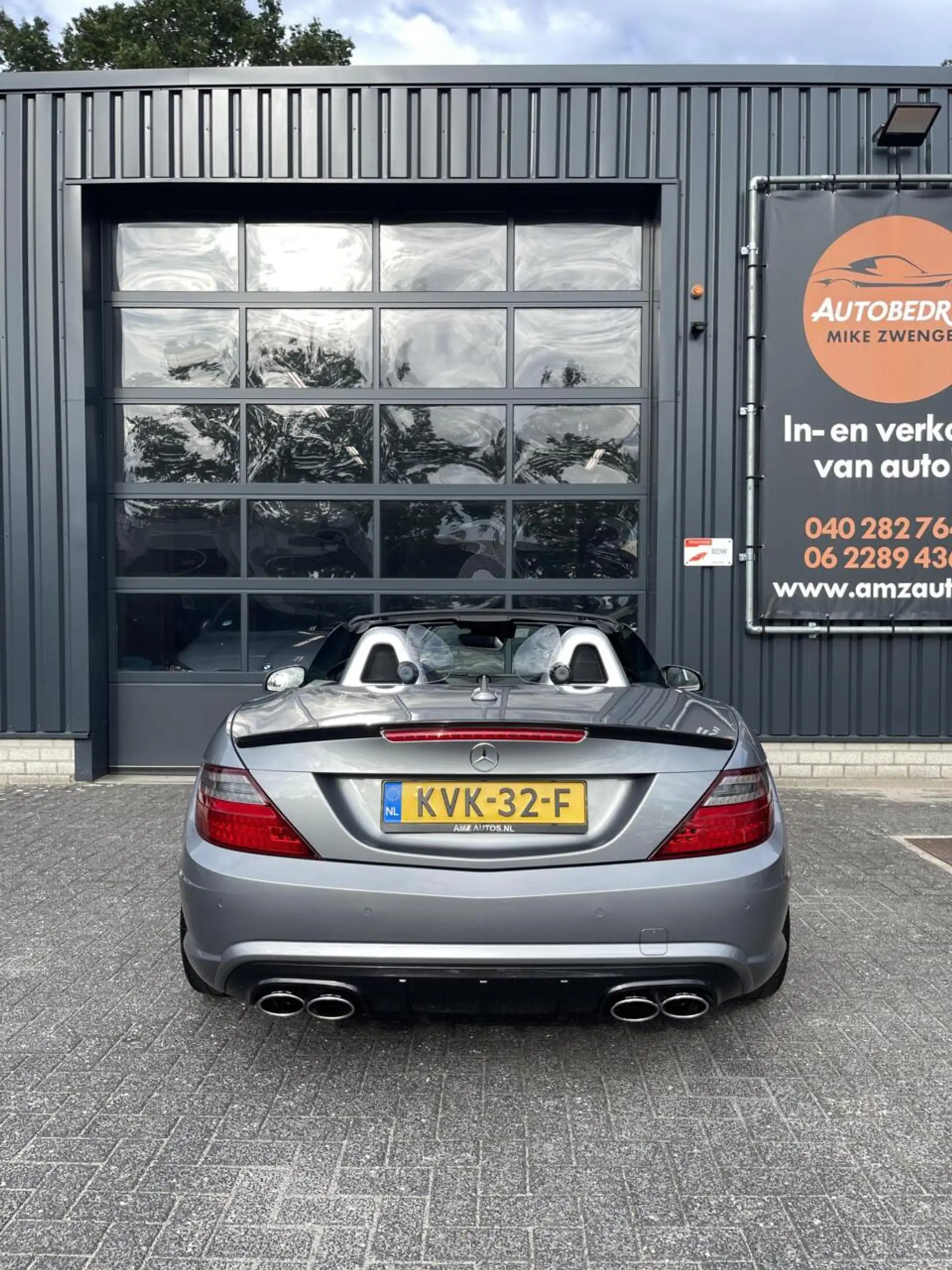 Mercedes-Benz SLK 55 AMG Edition 1 MAGIC SKY|HARMAN KARDON|AIRSCARF|SFEERVE — photo 17