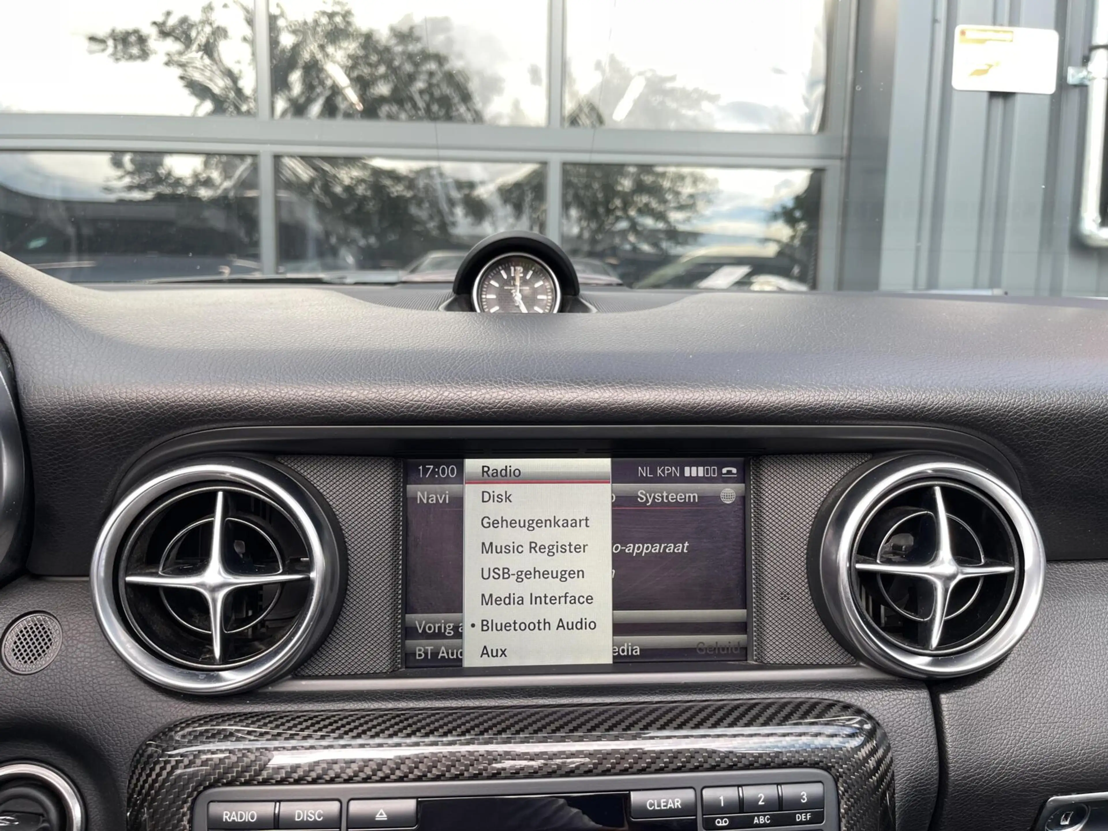 Mercedes-Benz SLK 55 AMG Edition 1 MAGIC SKY|HARMAN KARDON|AIRSCARF|SFEERVE — photo 28