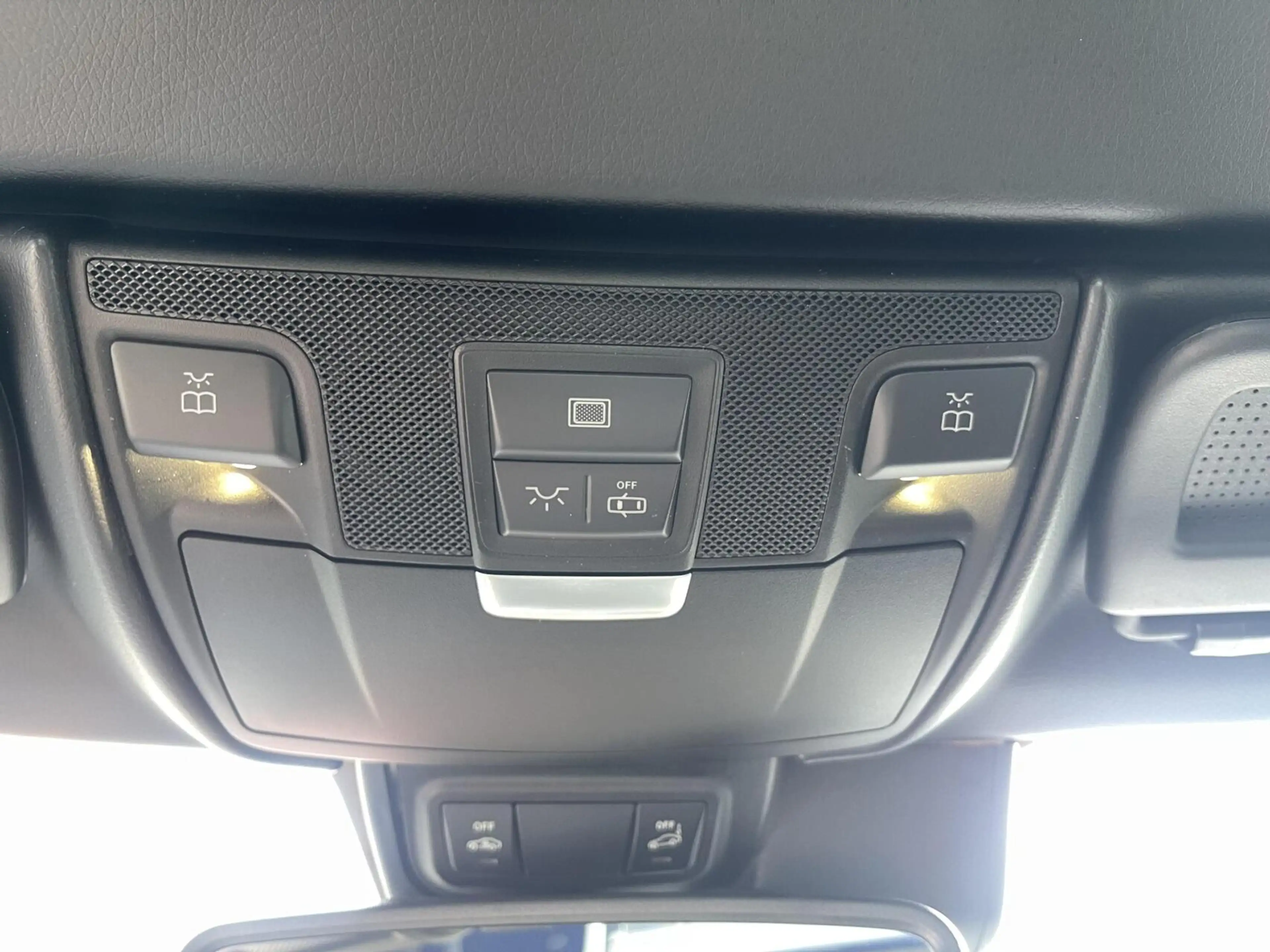 Mercedes-Benz SLK 55 AMG Edition 1 MAGIC SKY|HARMAN KARDON|AIRSCARF|SFEERVE — photo 25