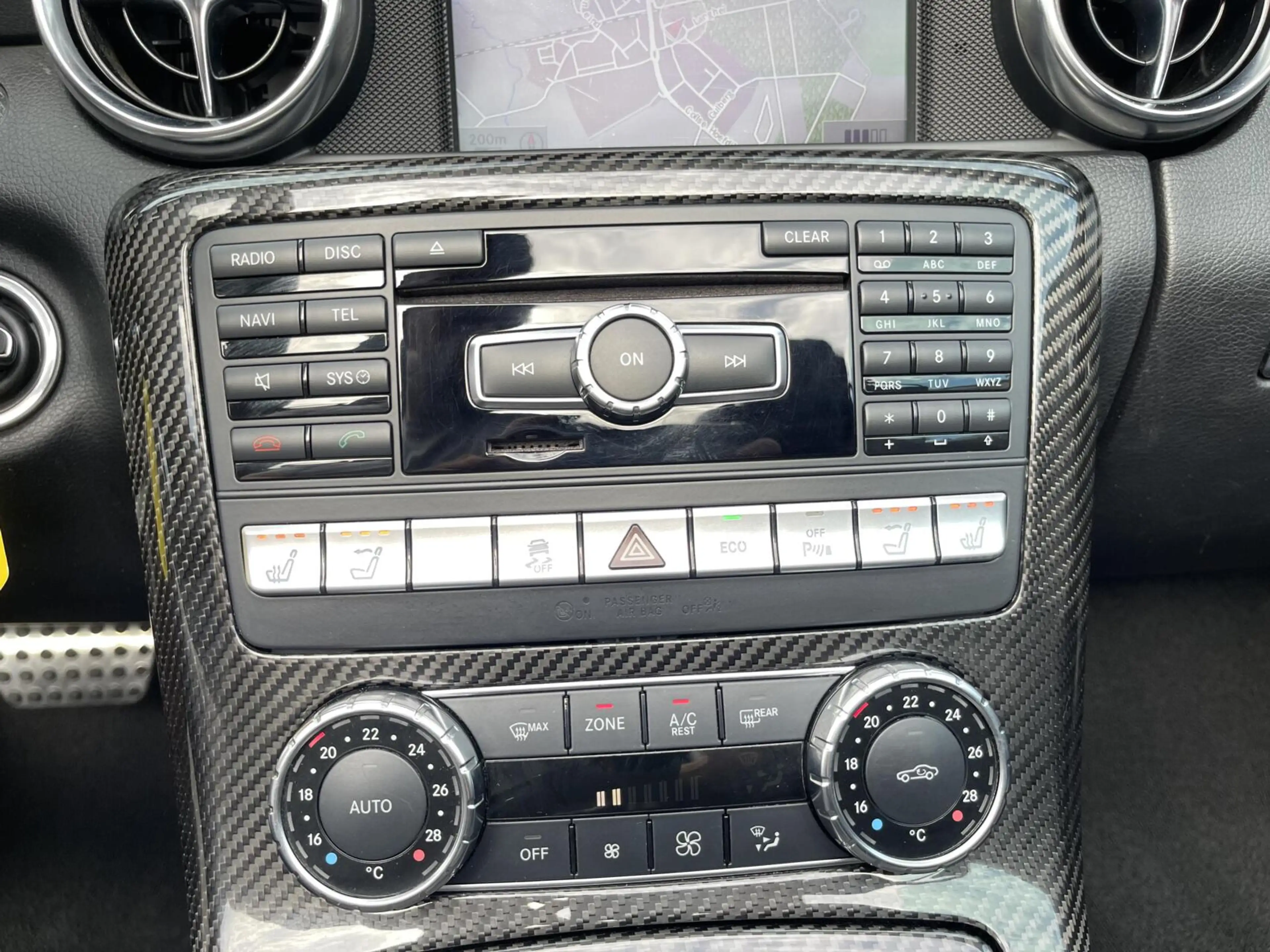 Mercedes-Benz SLK 55 AMG Edition 1 MAGIC SKY|HARMAN KARDON|AIRSCARF|SFEERVE — photo 9