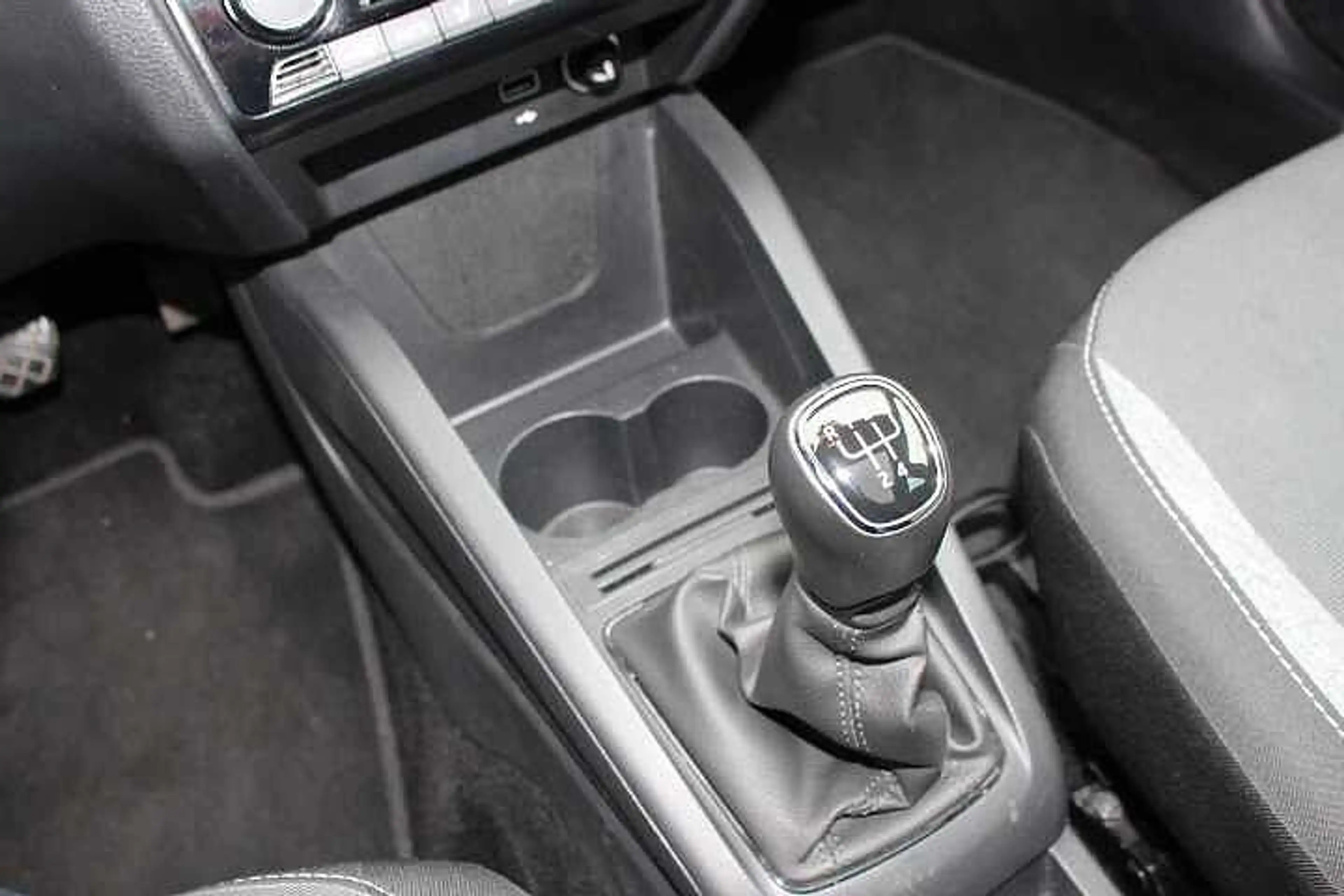 Skoda Fabia Best of Drive 125 Years Combi — photo 8