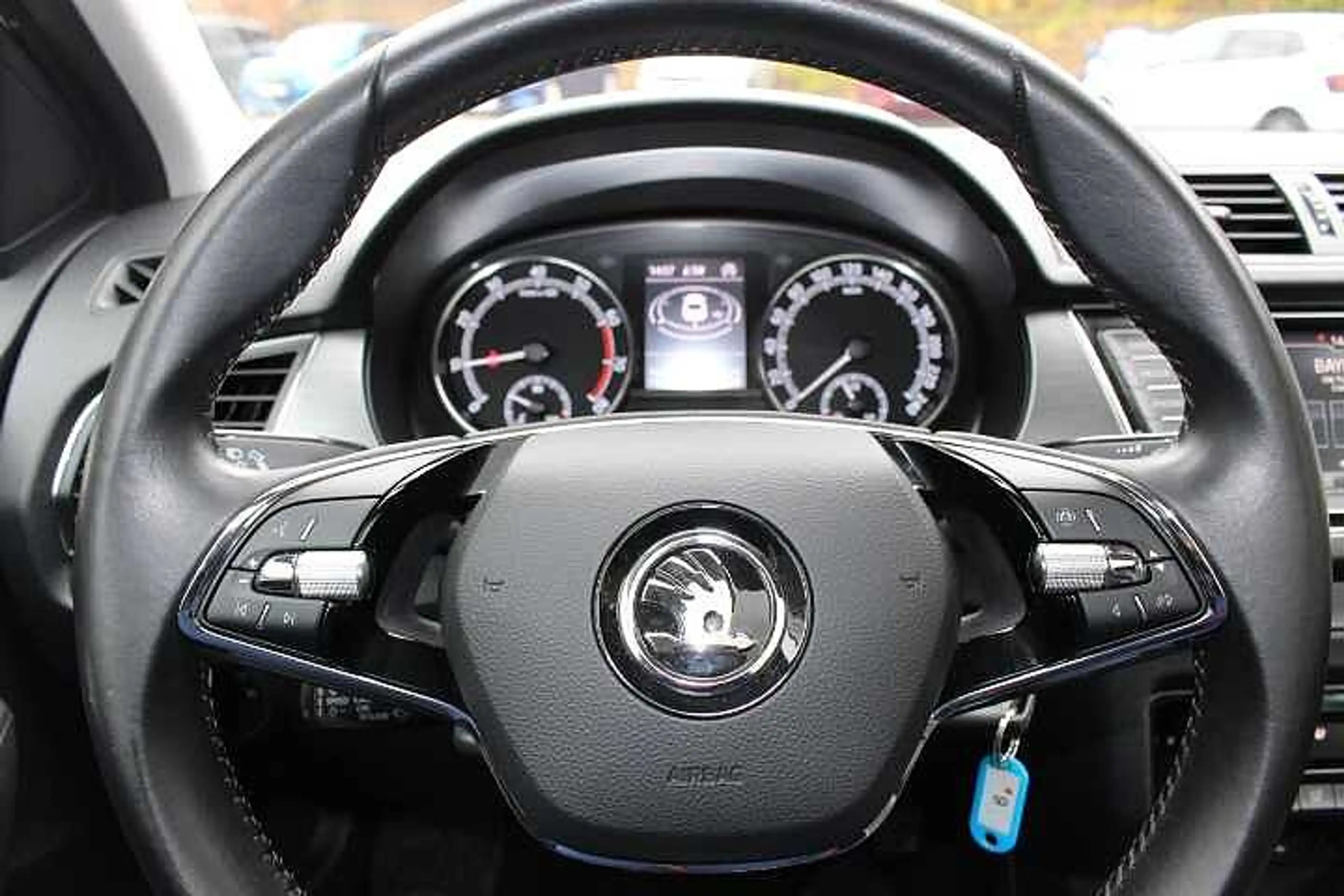 Skoda Fabia Best of Drive 125 Years Combi — photo 6