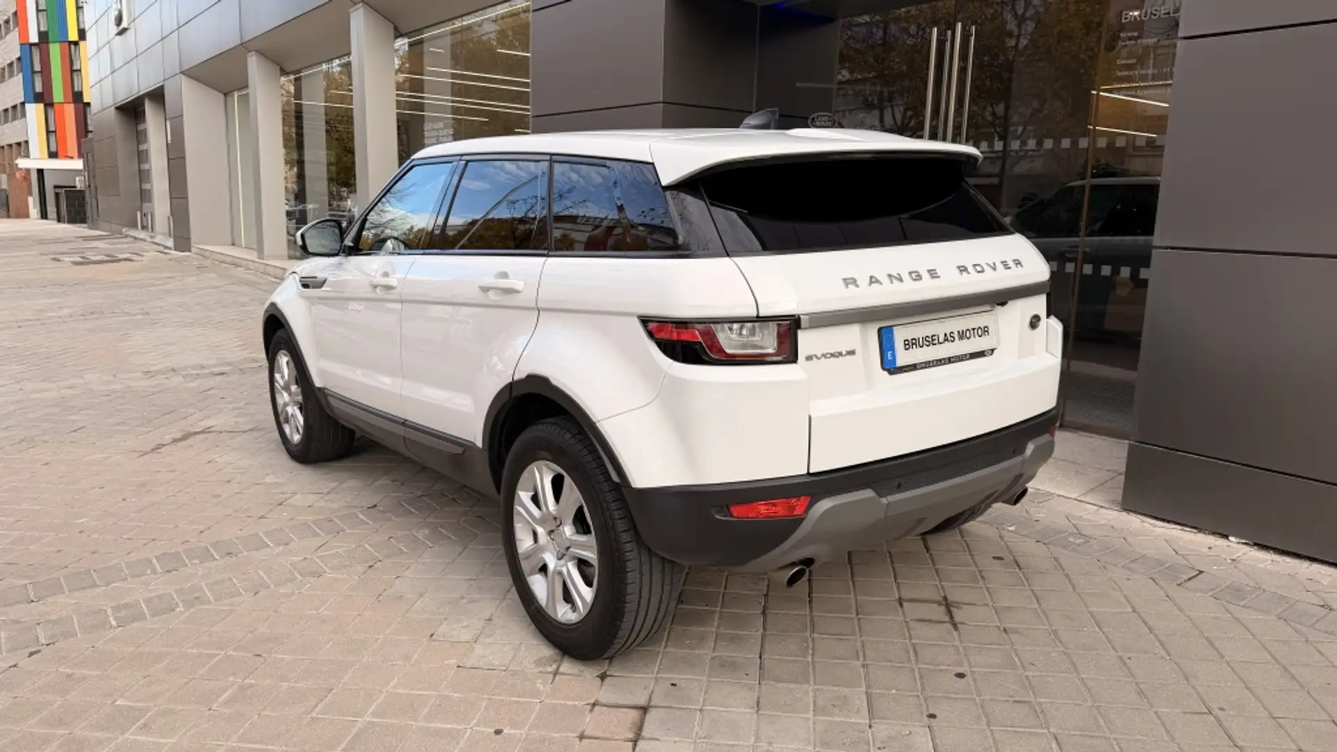 Land Rover Range Rover Evoque 2.0TD4 Pure 4WD Aut. 150 Blanco - 2