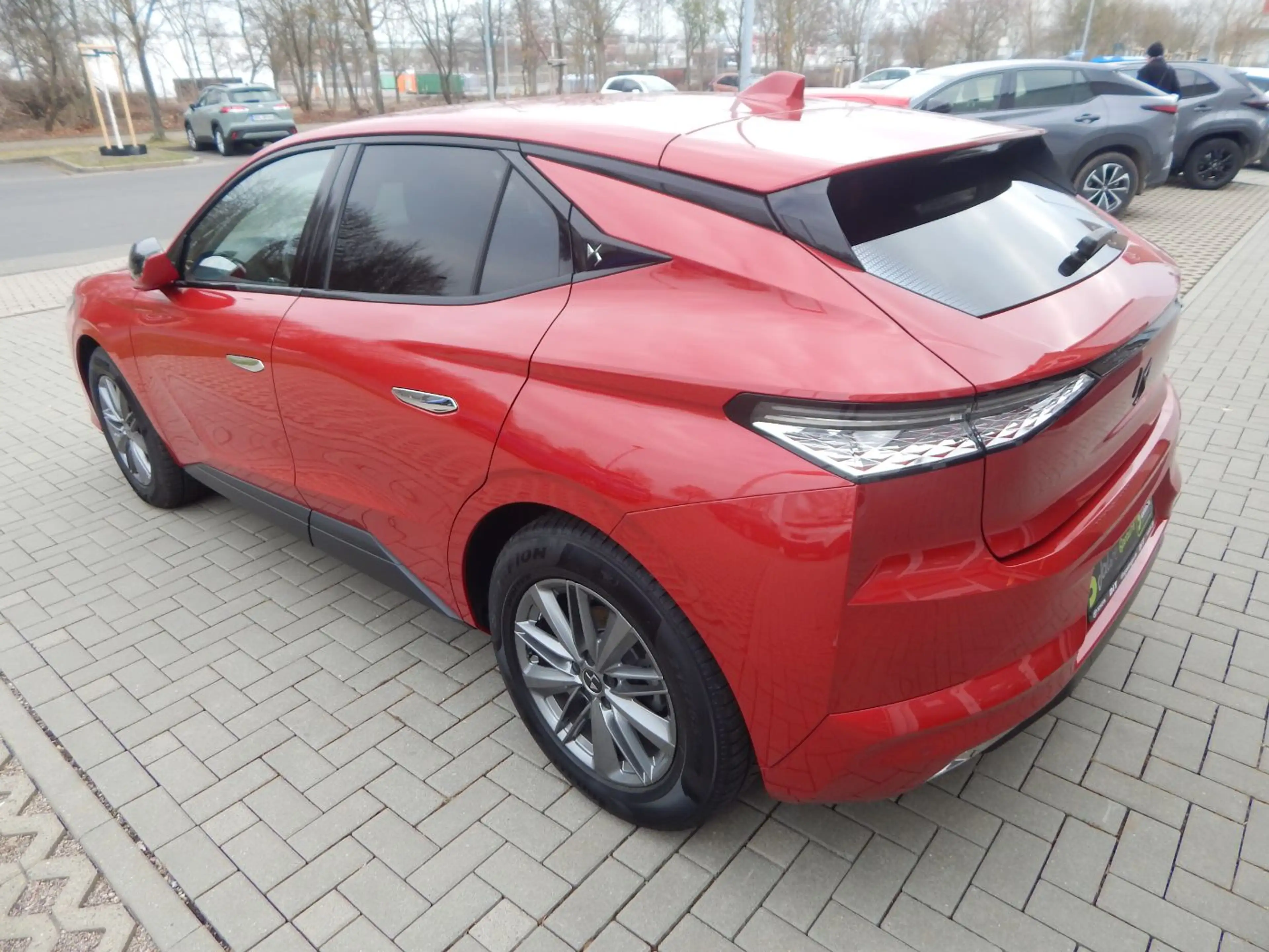 DS Automobiles DS 4 1.2 PureTech 130 S&S Performance Line + SHZ — photo 4