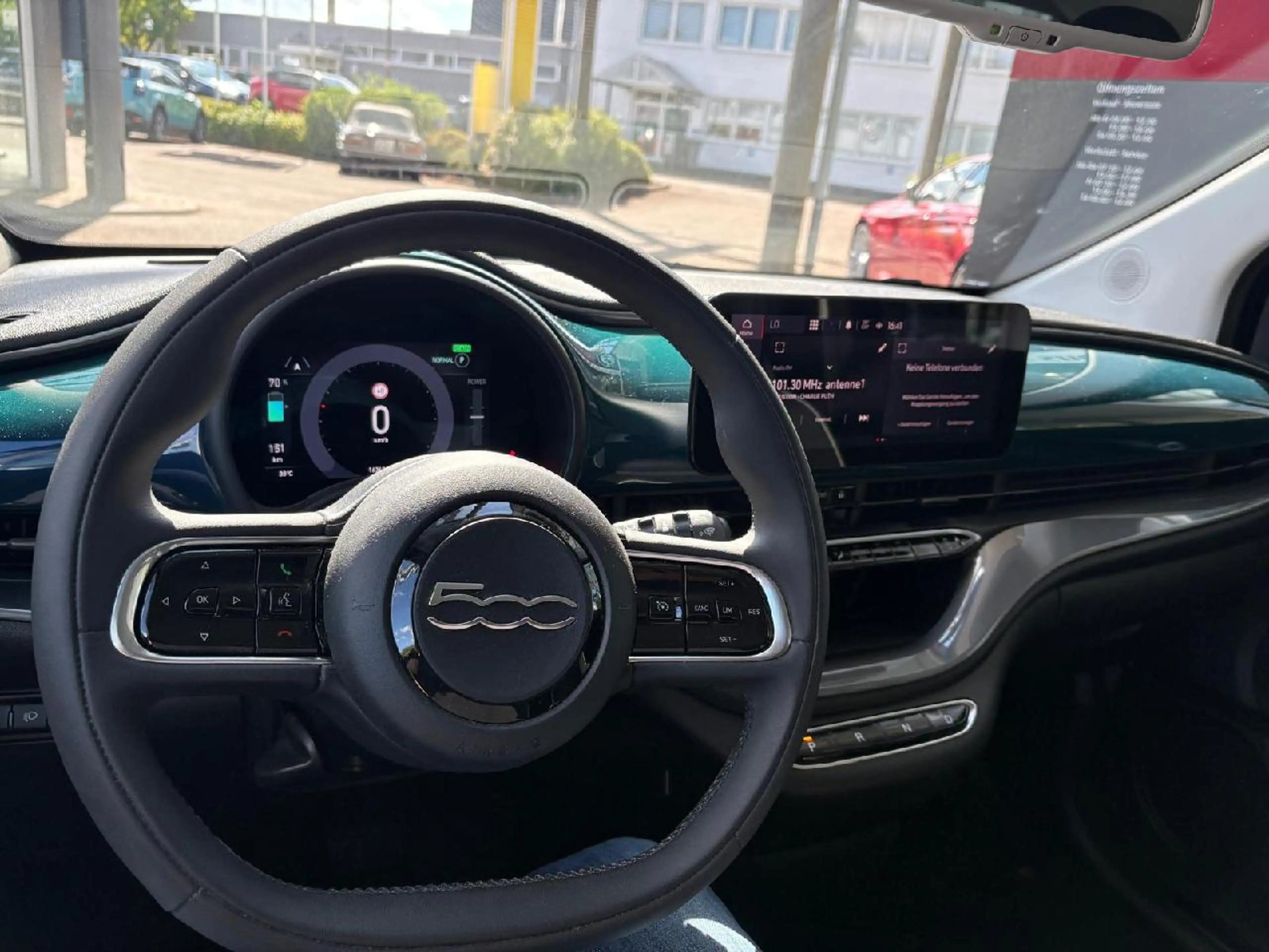 Fiat 500e Basis — photo 13