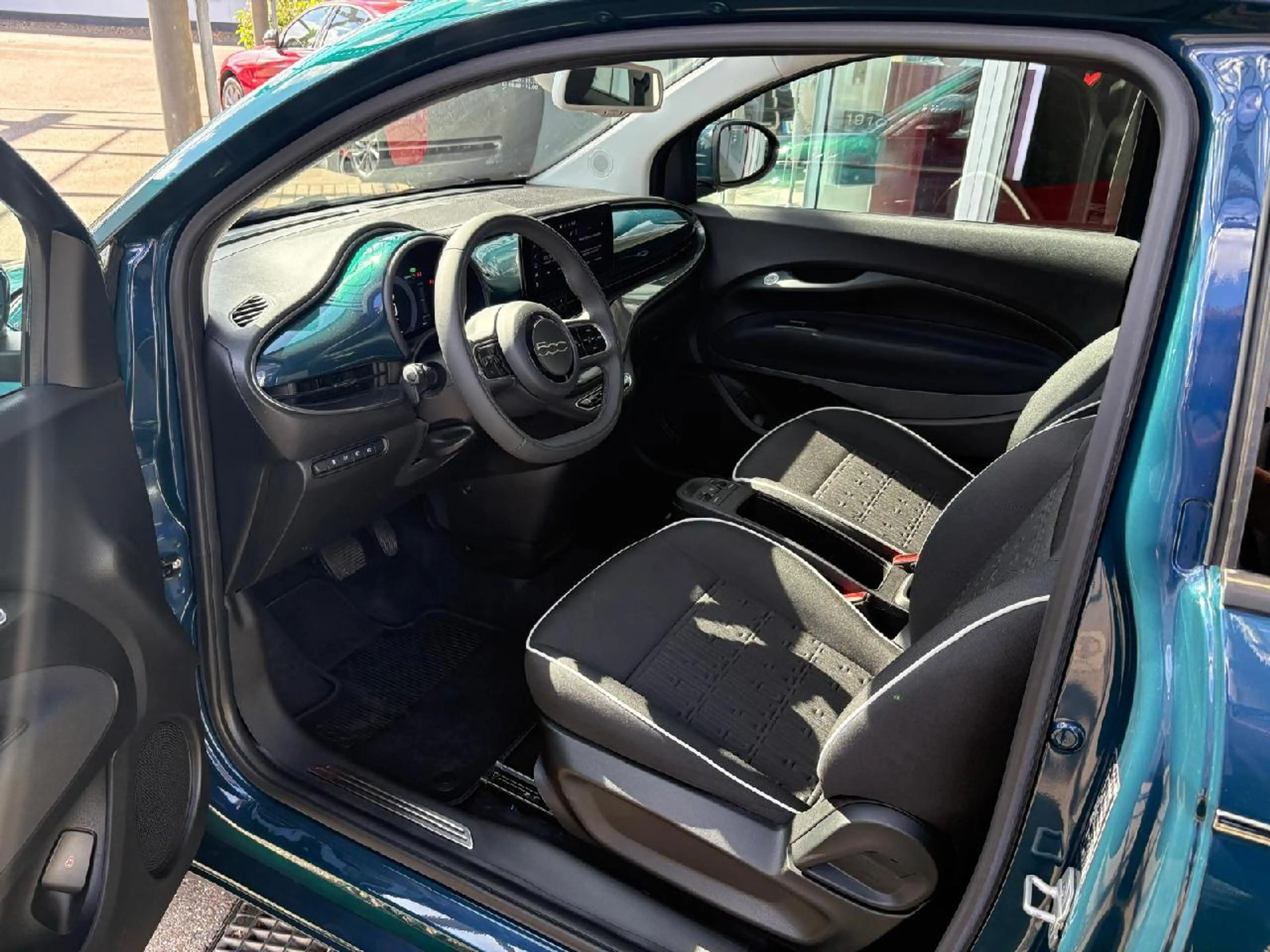 Fiat 500e Basis — photo 12
