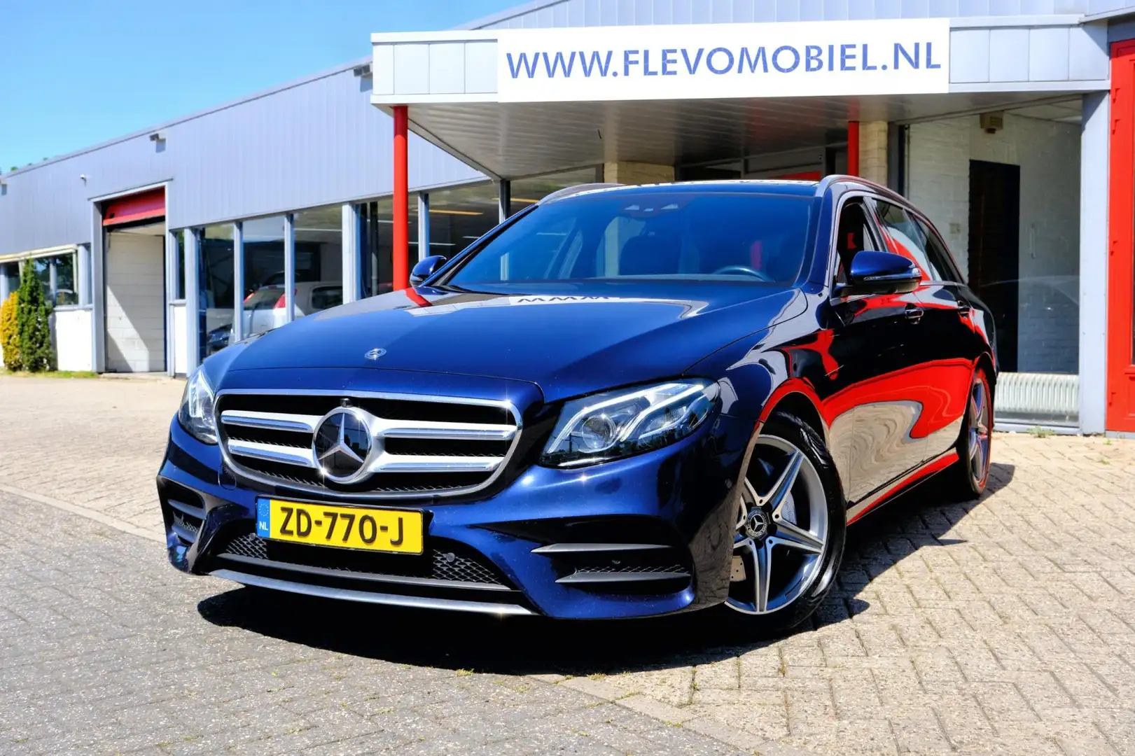 Mercedes-Benz E 200 Estate d AMG Sport Edition Aut. Pano|Leder-Alcanta Modrá - 1