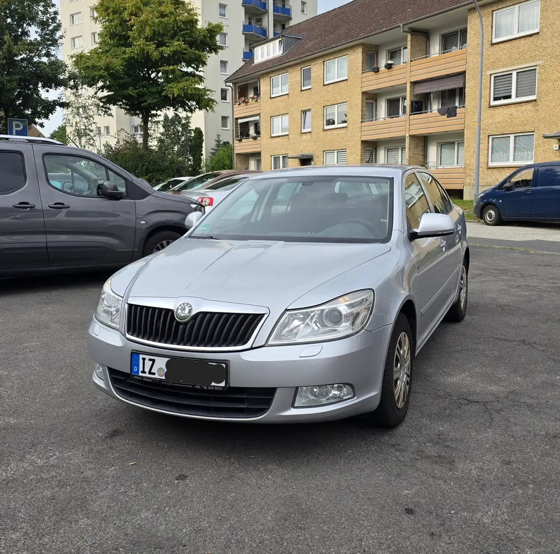 Skoda Octavia 1.2 TSI Ambiente Grau - 1