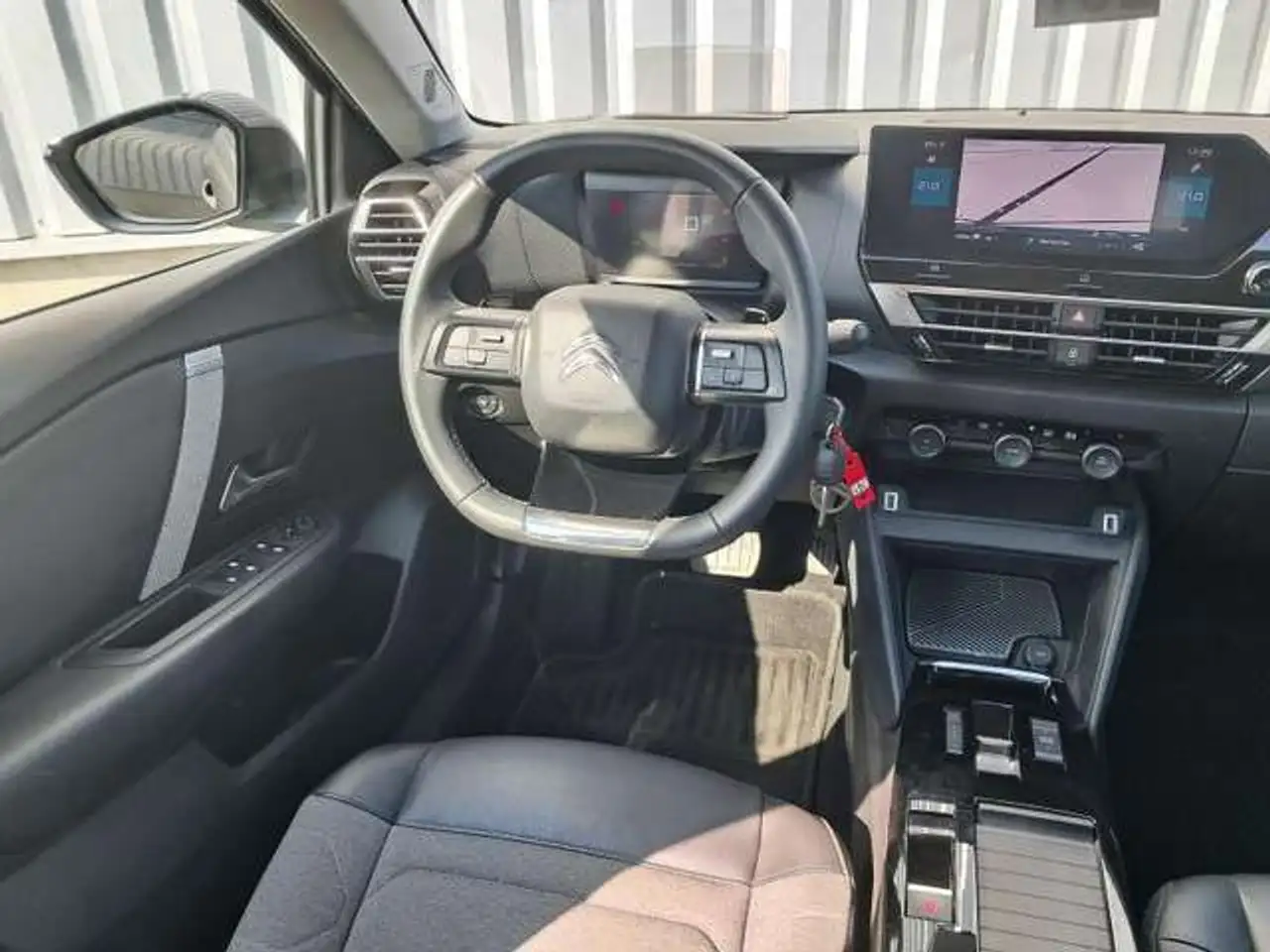 Citroen C4 e-C4 X — photo 12