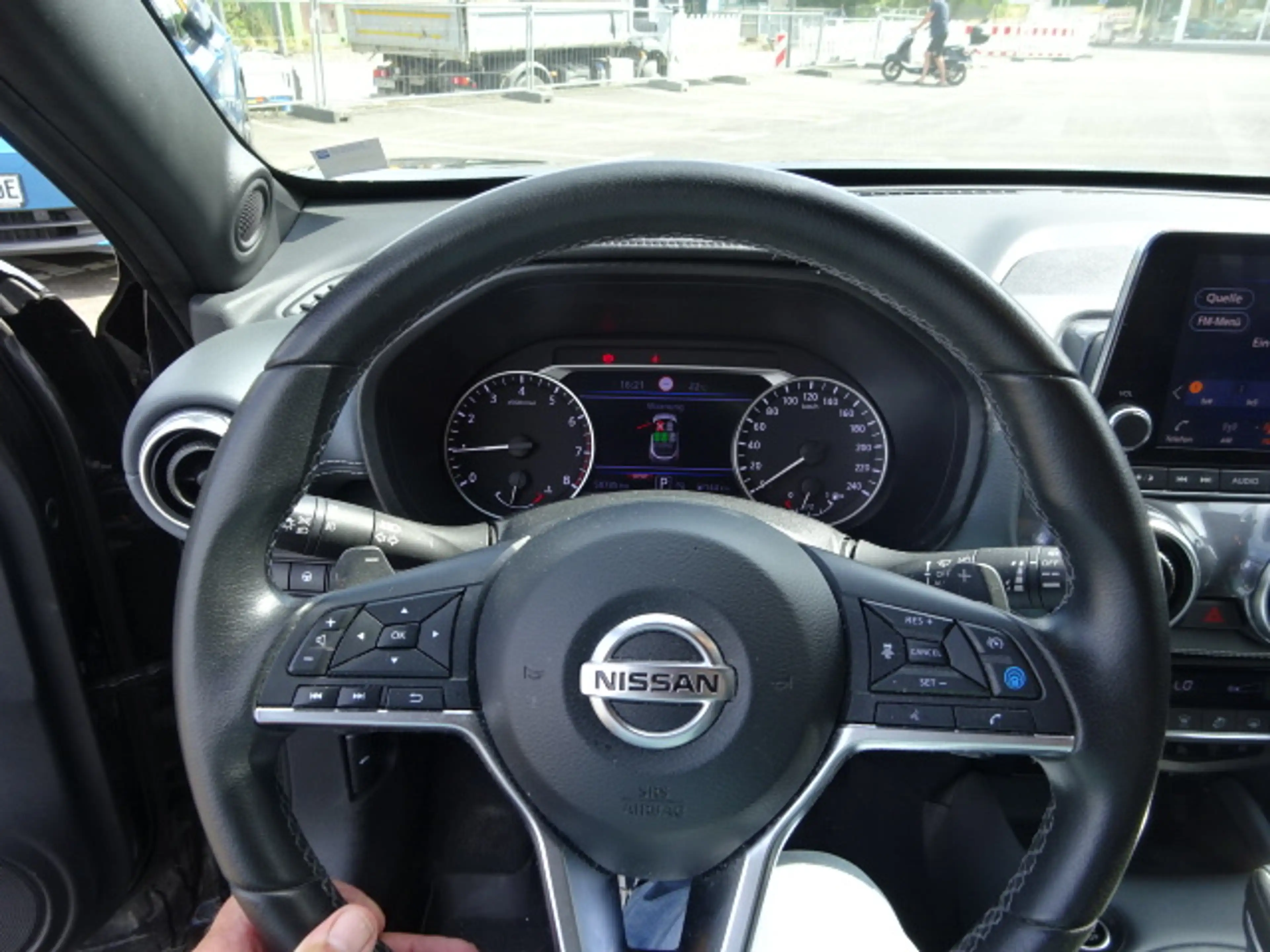 Nissan Juke Tekna*Navi*DCT*PDC*AssistPaket*360Grad — photo 9