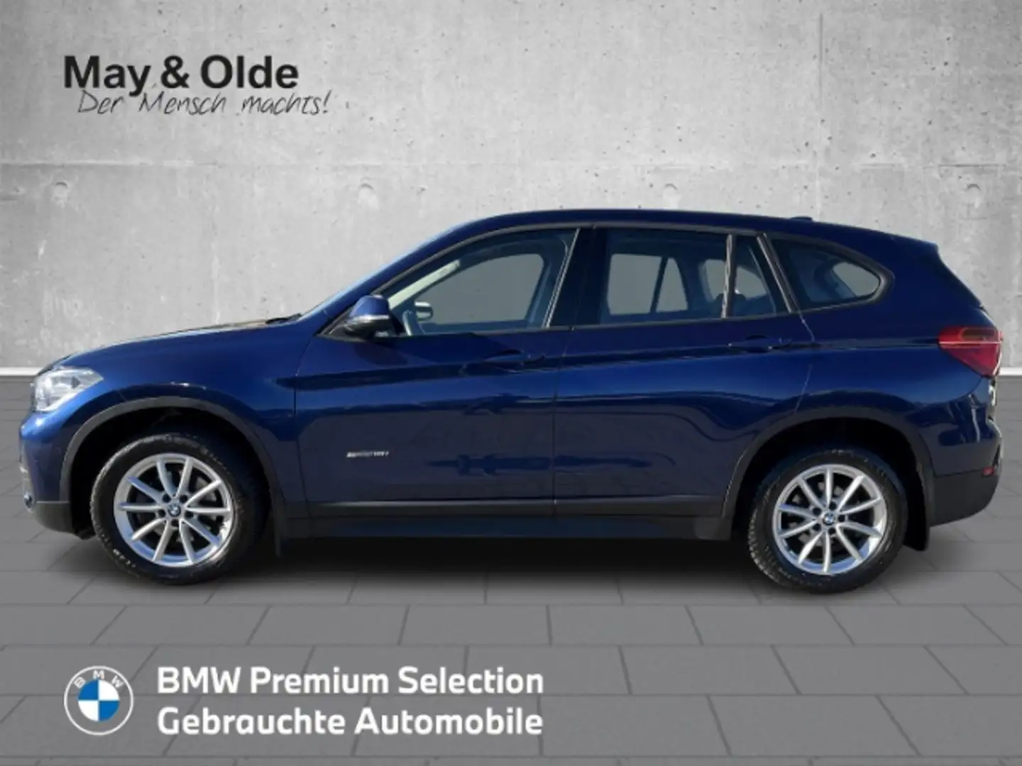 BMW X1 sDrive18i Advantage LED Kamera Pano AHK Navi Blau - 2