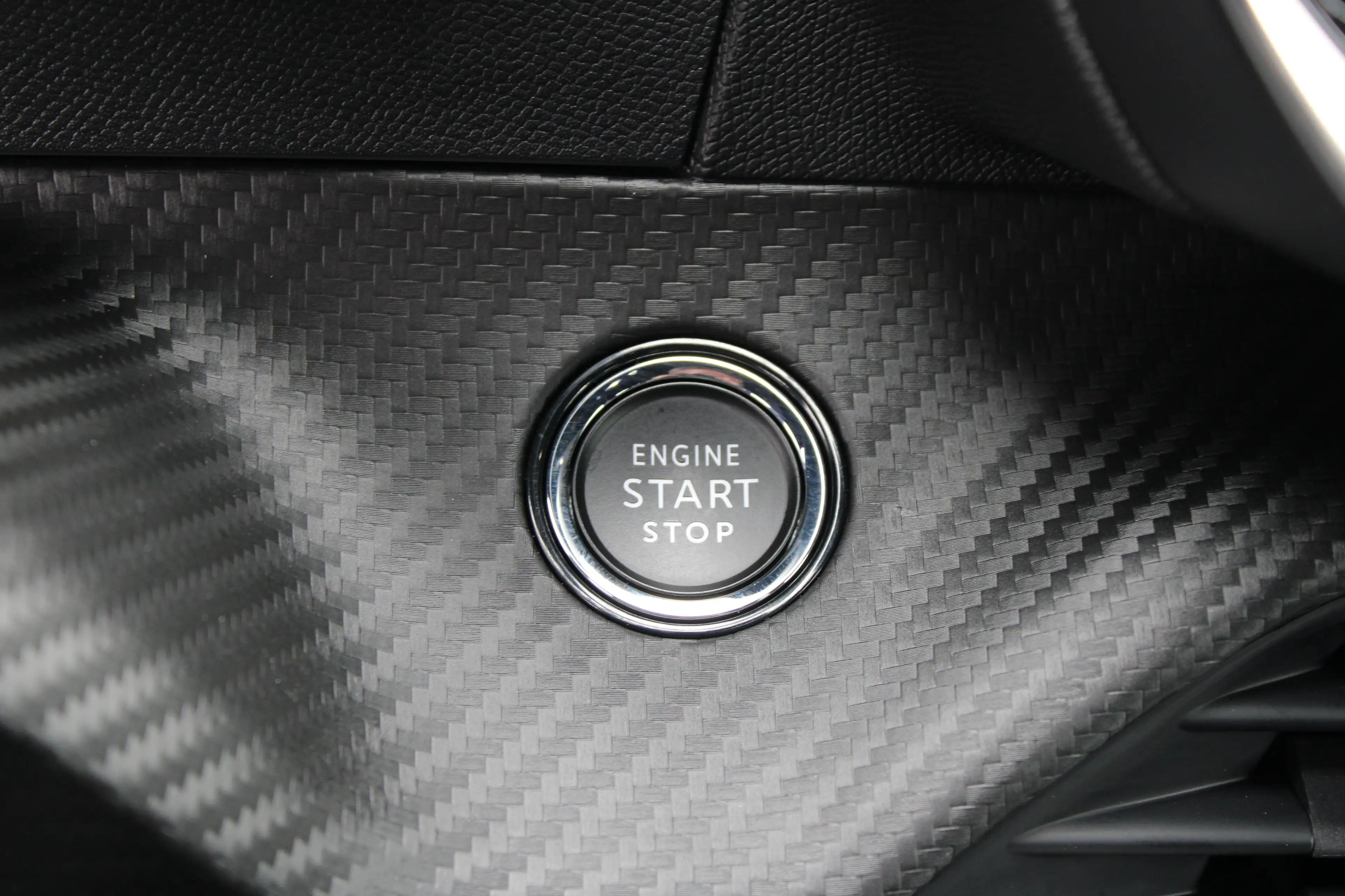 Peugeot e-2008 EV GT Avantage 54 kWh | SOH 98% | 12.500km | NL au — photo 19