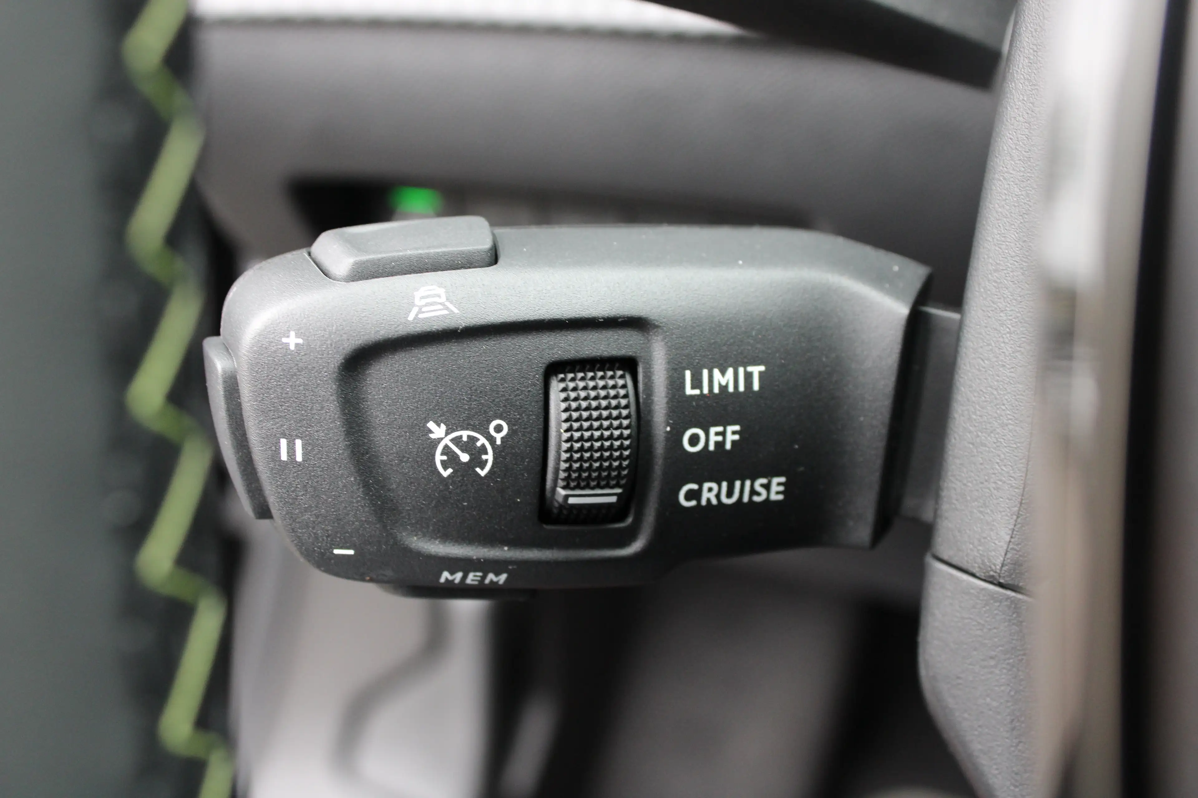 Peugeot e-2008 EV GT Avantage 54 kWh | SOH 98% | 12.500km | NL au — photo 16