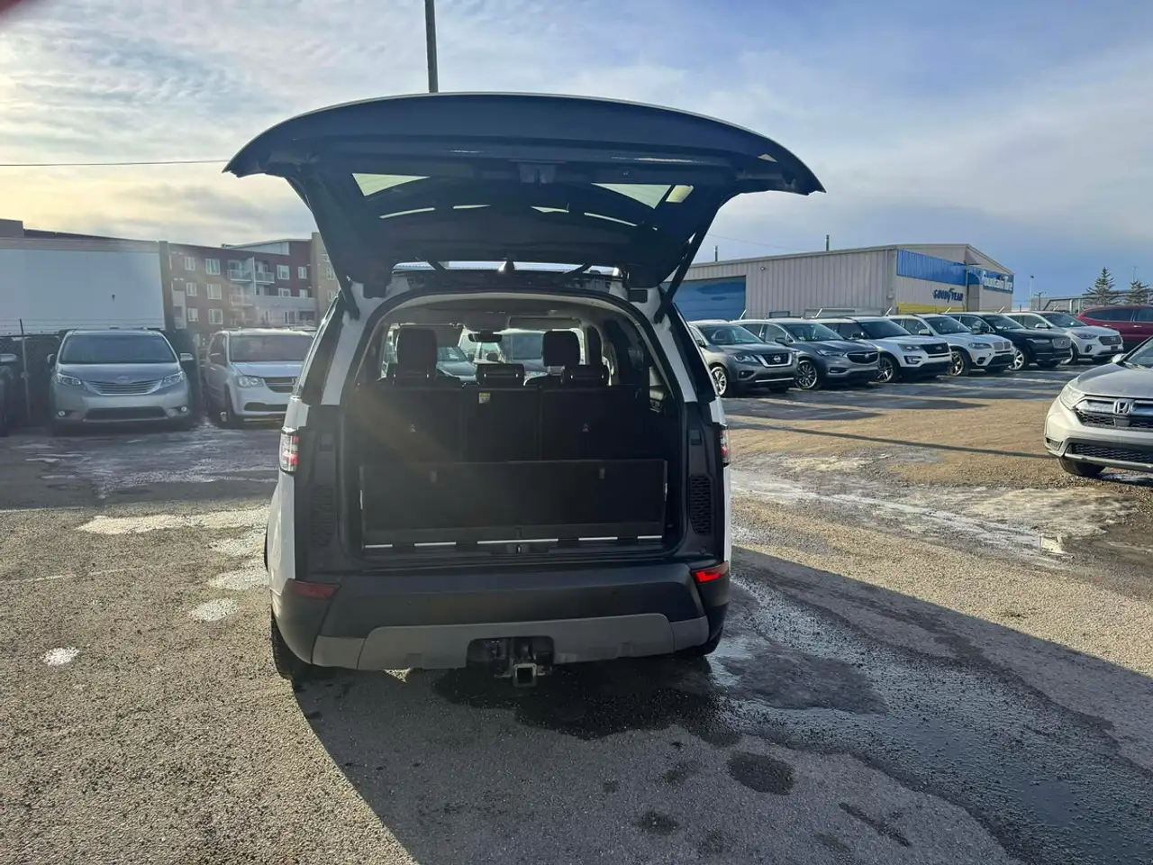 Land Rover Discovery снимка Land Rover Discovery