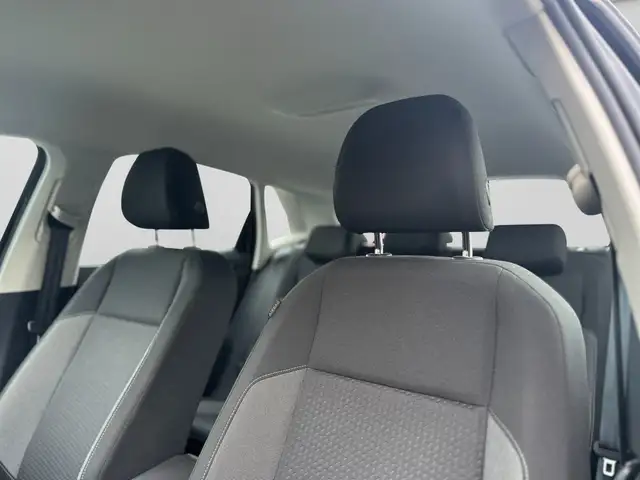Volkswagen Polo view 7
