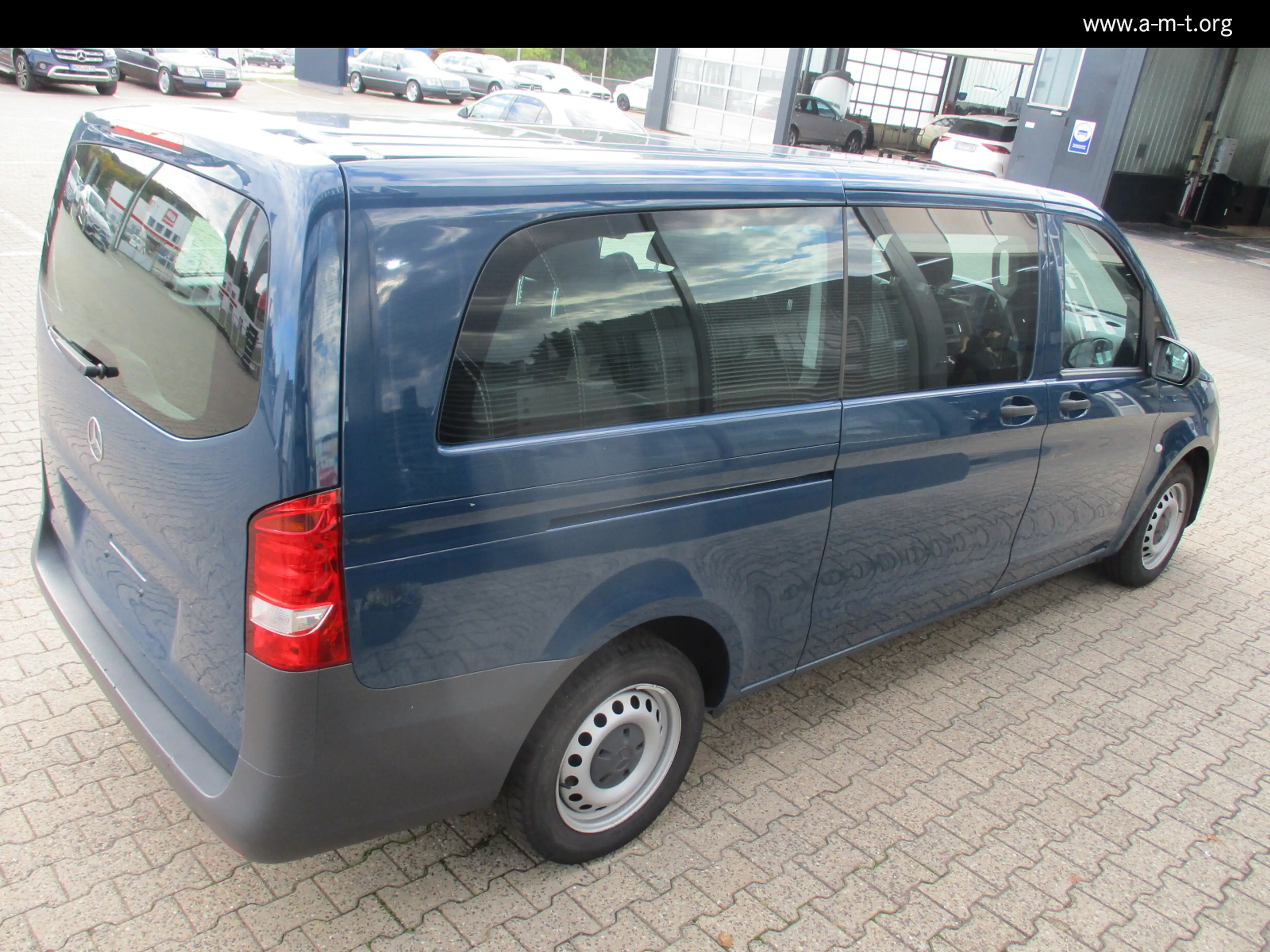 Mercedes-Benz Vito Vito Tourer 114 CDI Klima 8 Sitzer/Tempo. XL — photo 4
