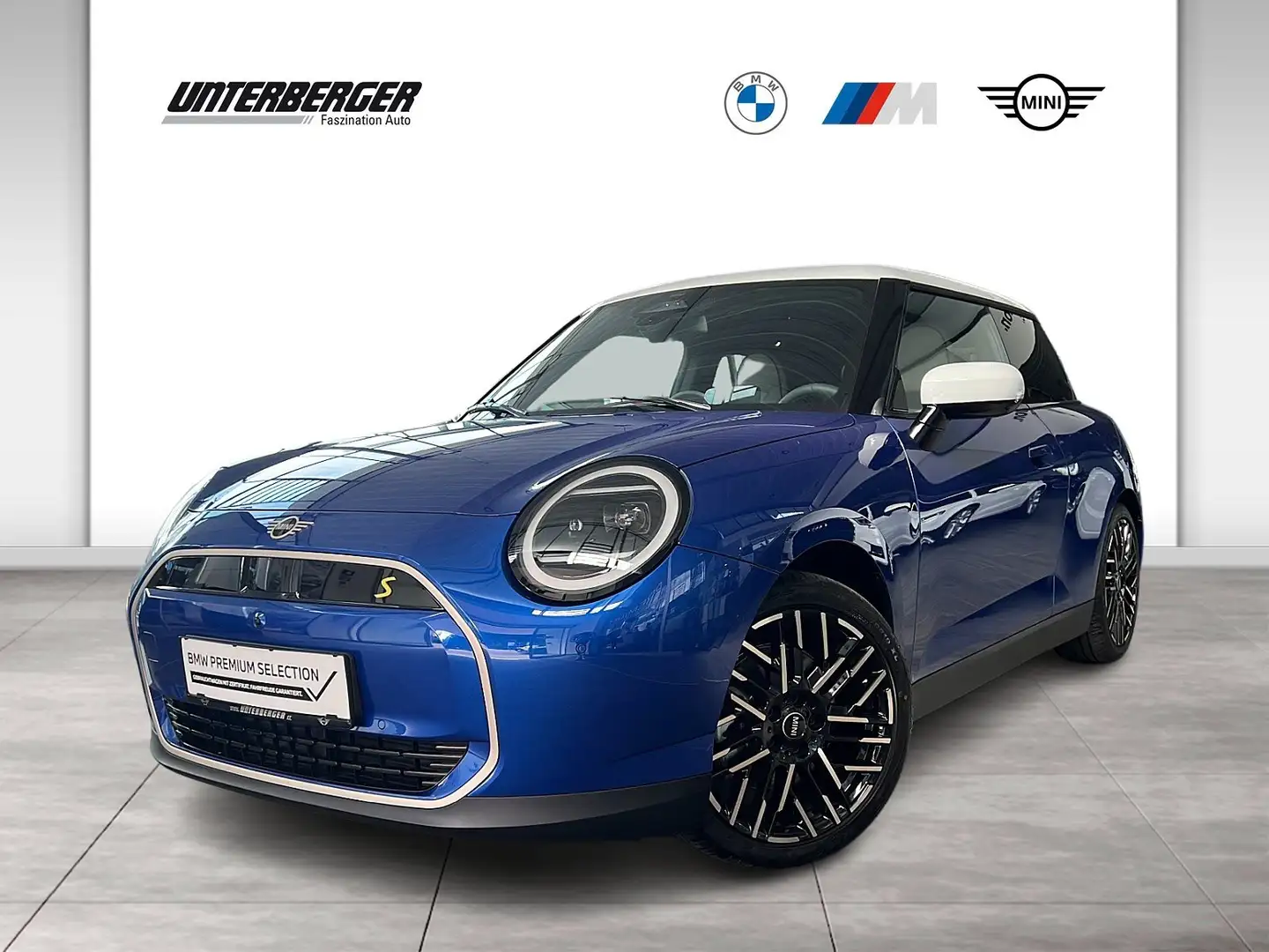 MINI Cooper SE J01 HC0 | Favoured Trim | Paket XL Modrá - 1