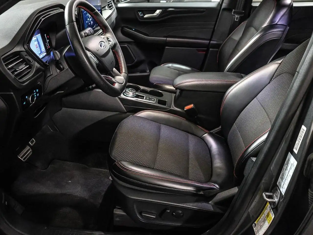 Ford Escape снимка Ford Escape