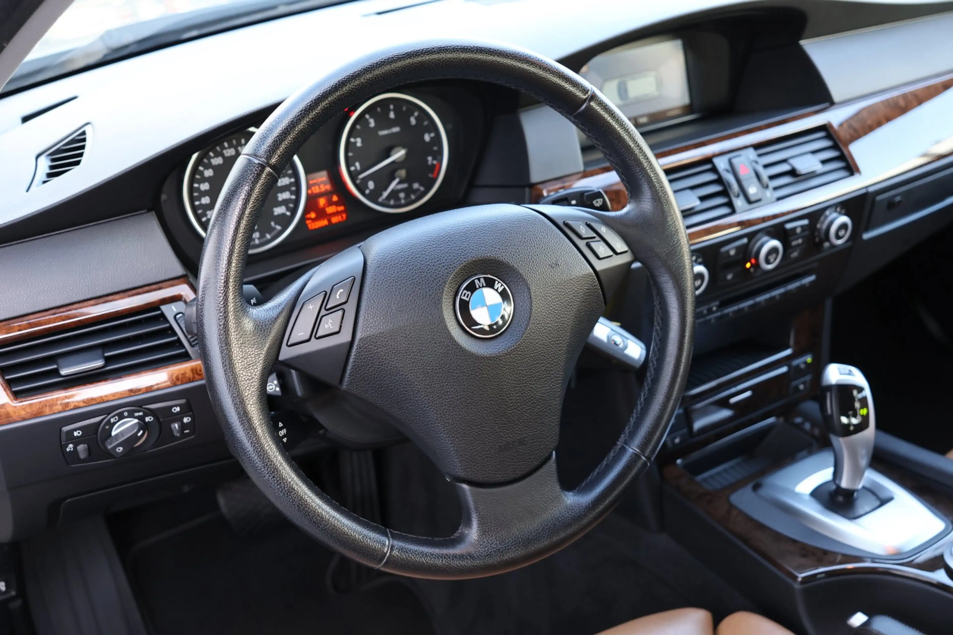 BMW 525 5-serie Touring 525i 6 Cil. Youngtimer Leder UNIEK — photo 12