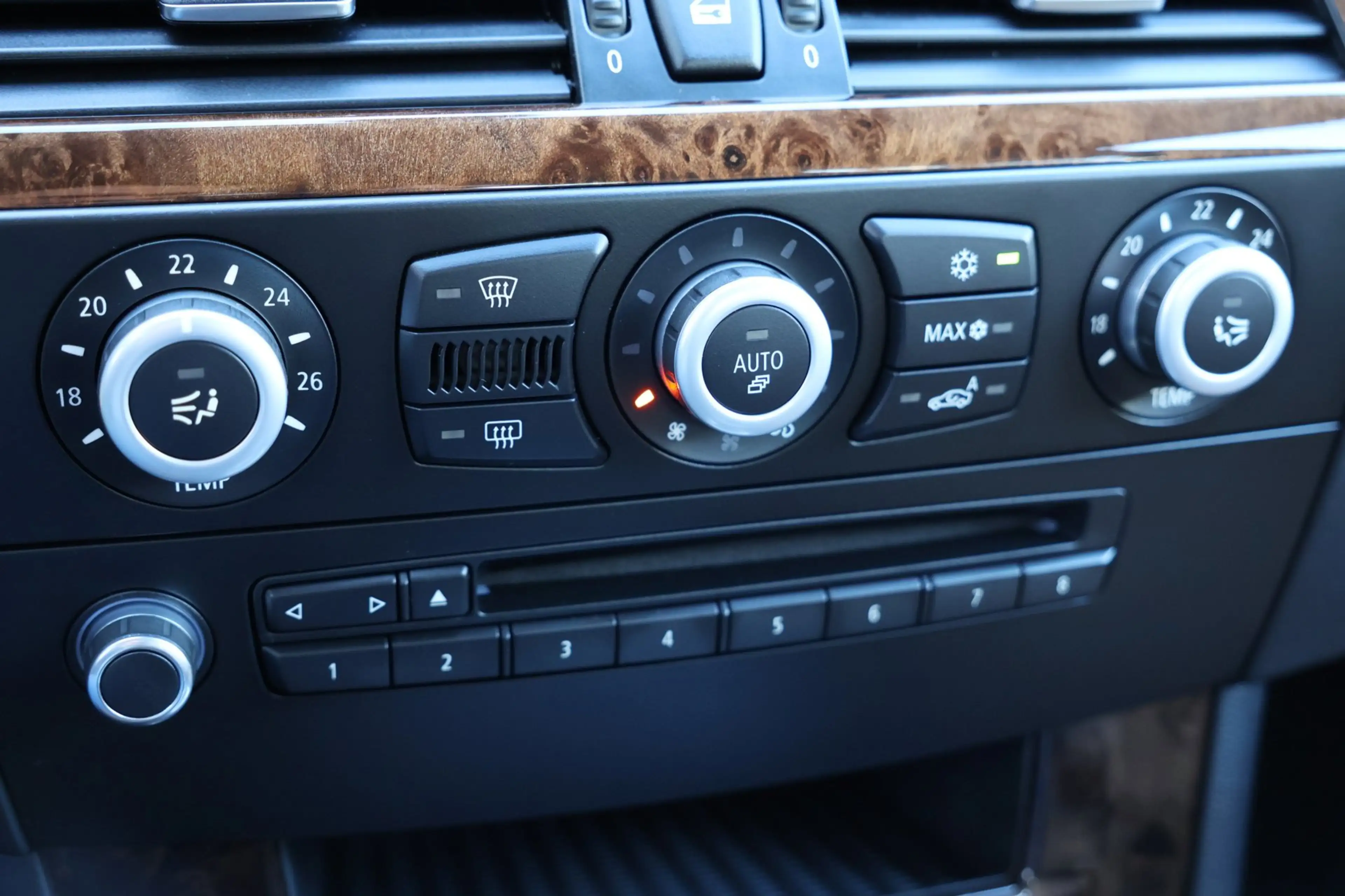 BMW 525 5-serie Touring 525i 6 Cil. Youngtimer Leder UNIEK — photo 28