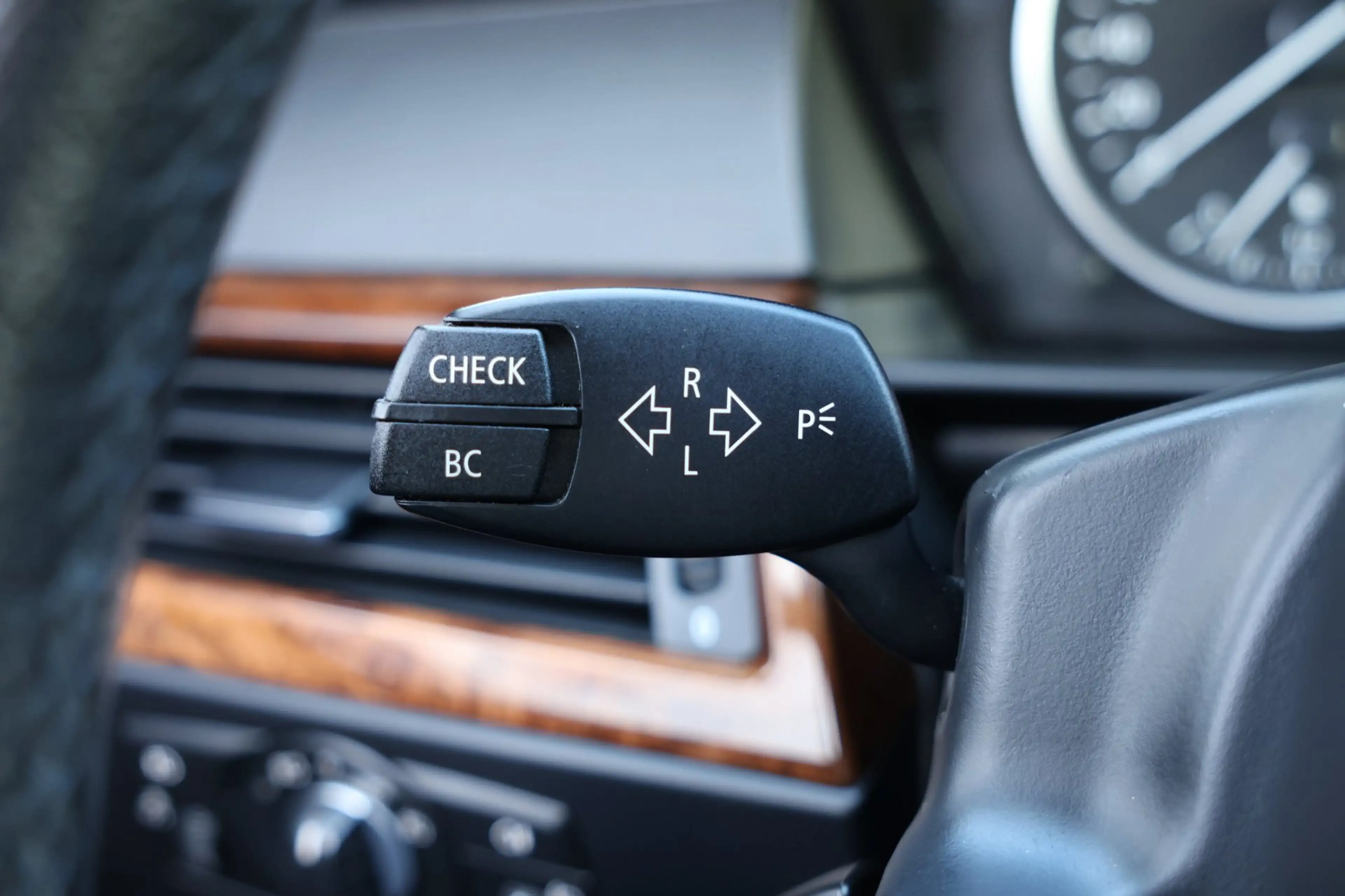 BMW 525 5-serie Touring 525i 6 Cil. Youngtimer Leder UNIEK — photo 16