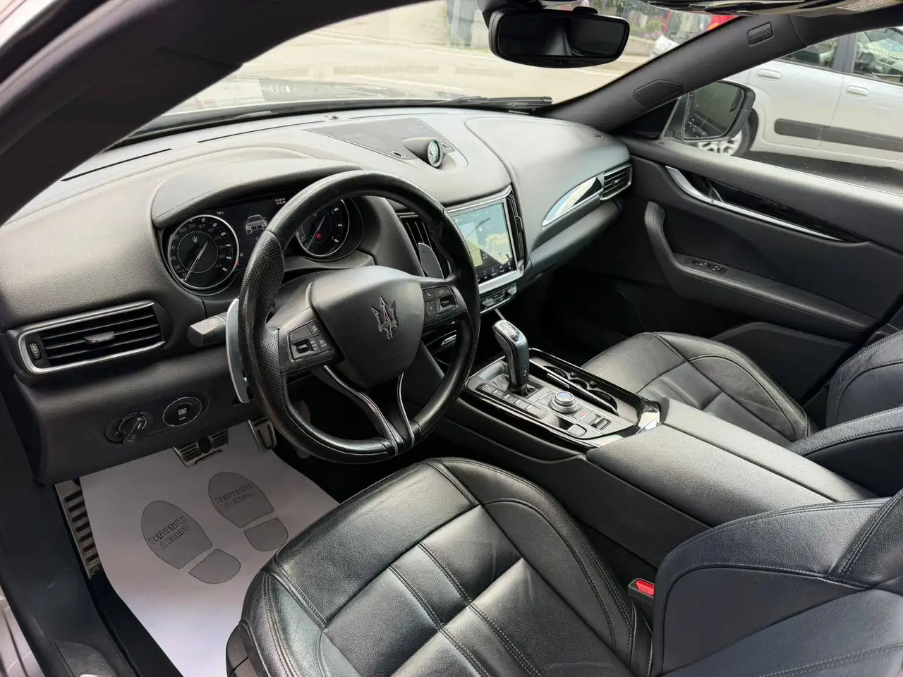 Maserati Levante 2021 — фото 11