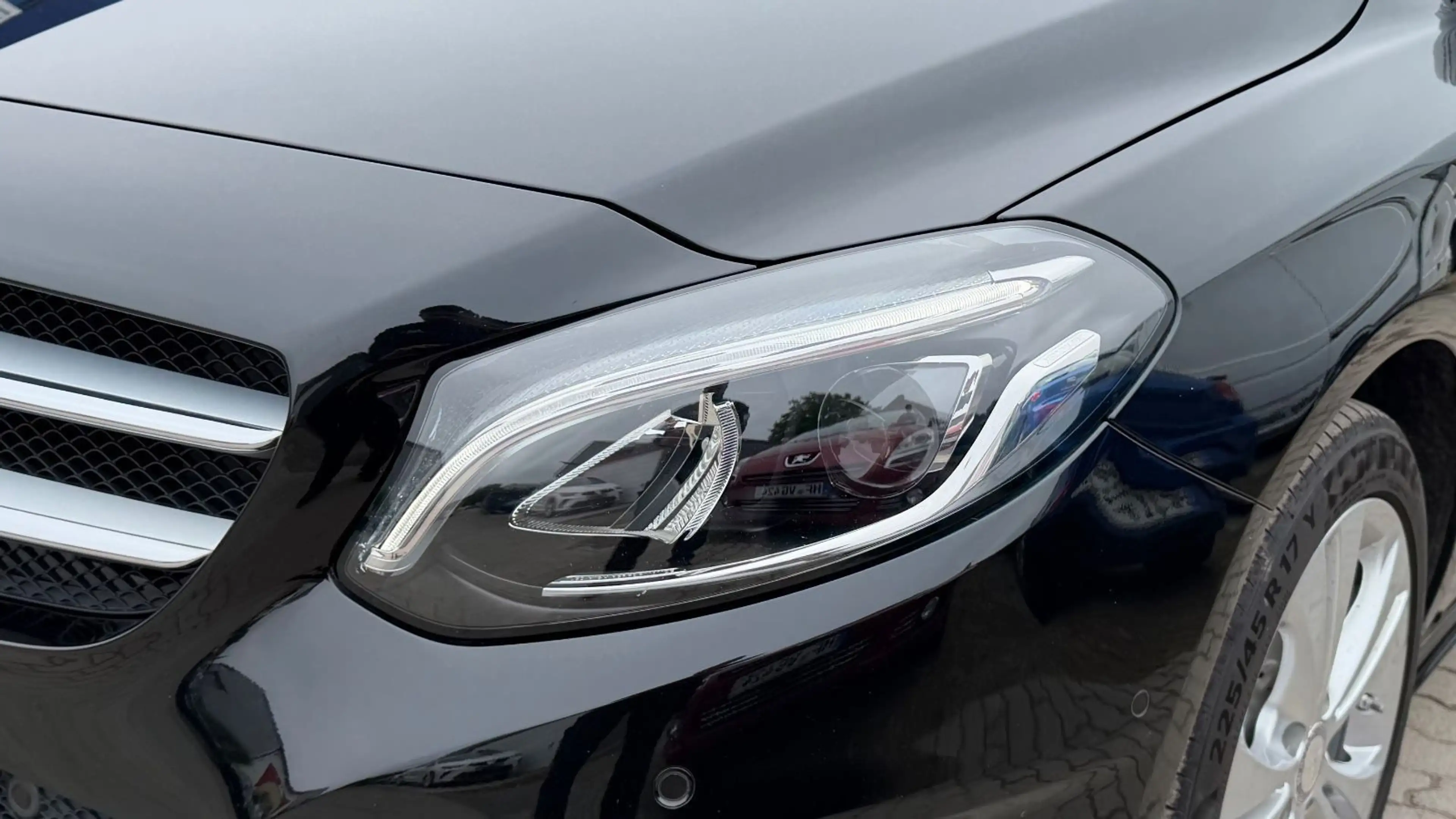 Mercedes-Benz B 180 d Score *LED*MEMORY*CARPLAY*KAMERA*TEMPO* — photo 5