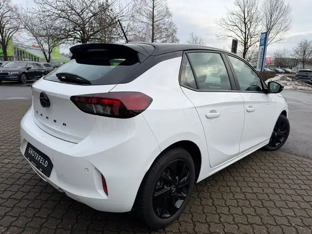 Opel Corsa view 3