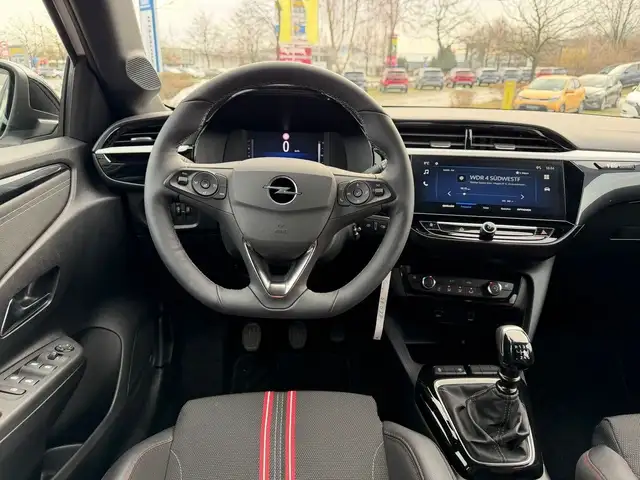 Opel Corsa view 9