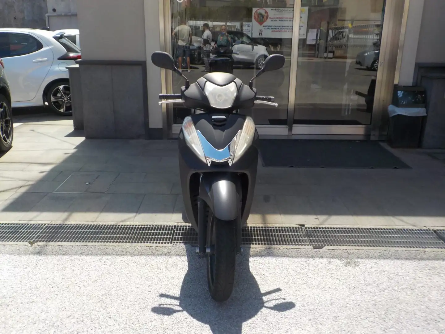 Honda SH 300 blauer - Anno 2014 Nero - 1