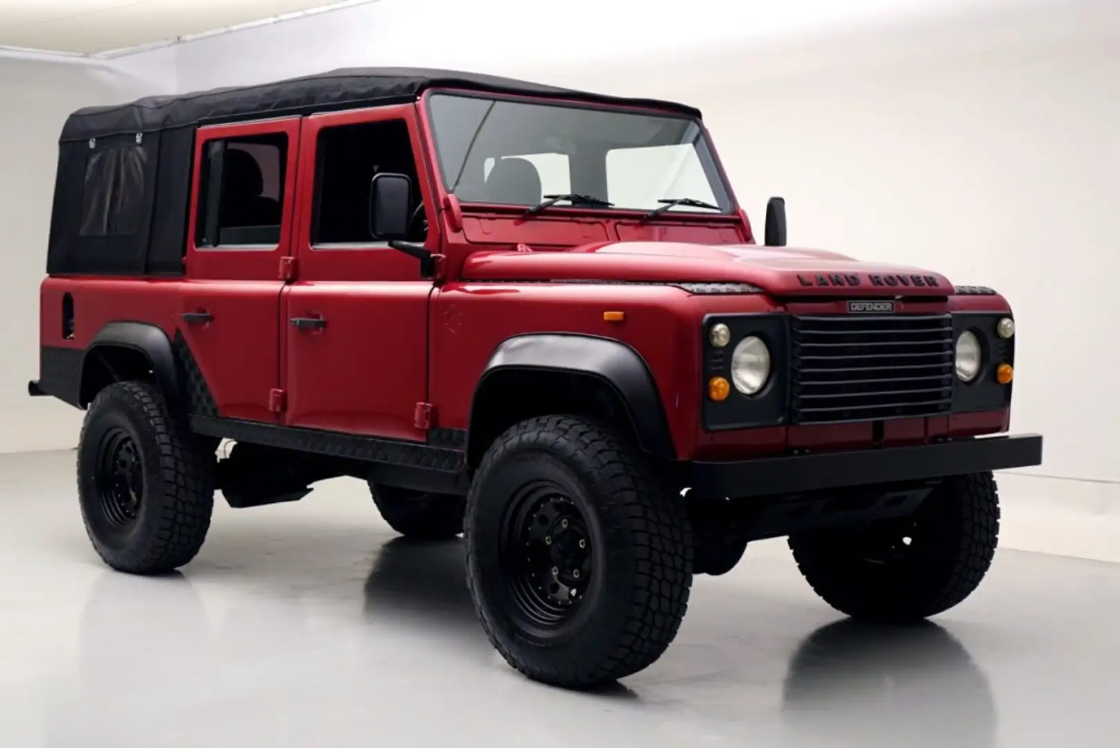 Land Rover Defender 110TDI 5DR SW Burdeos - 2