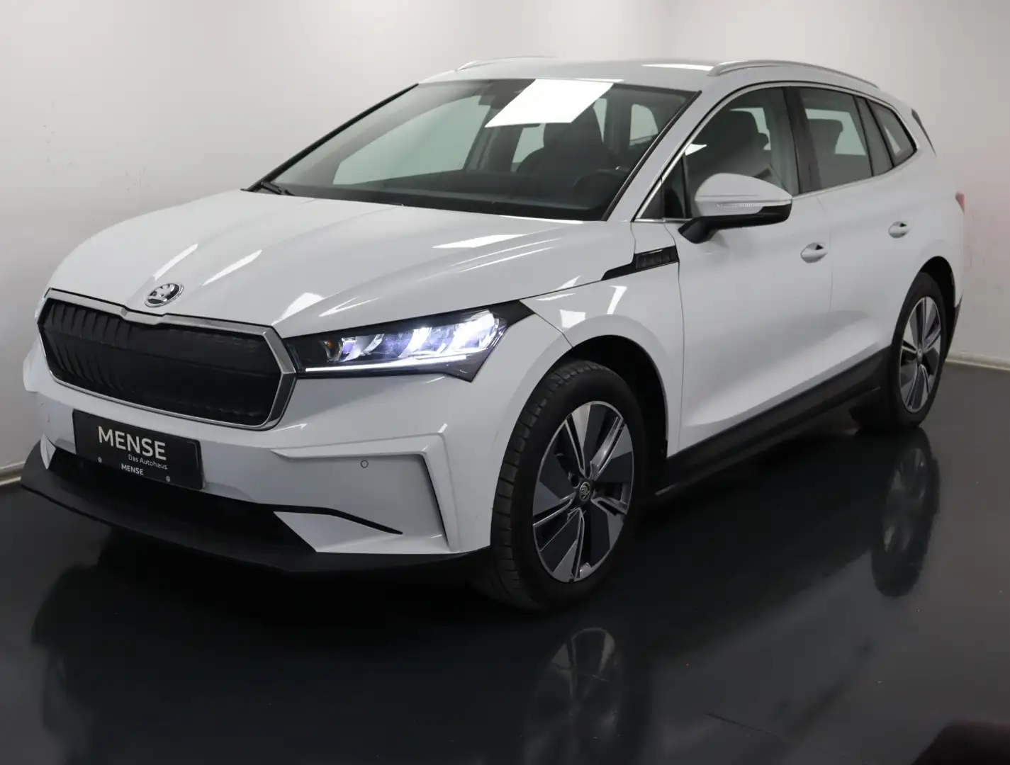 Skoda Enyaq IV 80 |AHK|FLA|WPumpe|LM|Navi|W-Paket|PDC Weiß - 2