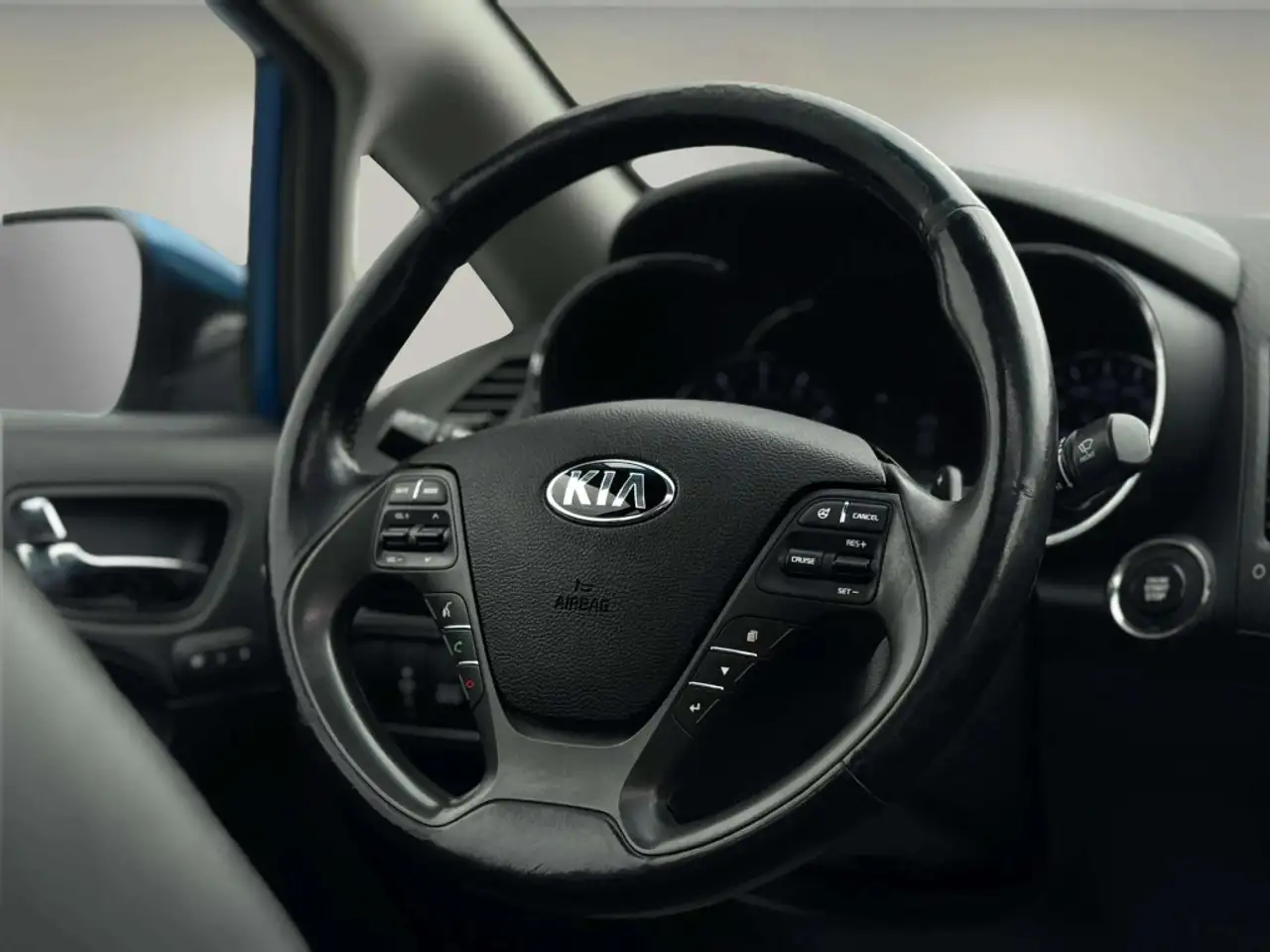 Kia Forte снимка Kia Forte