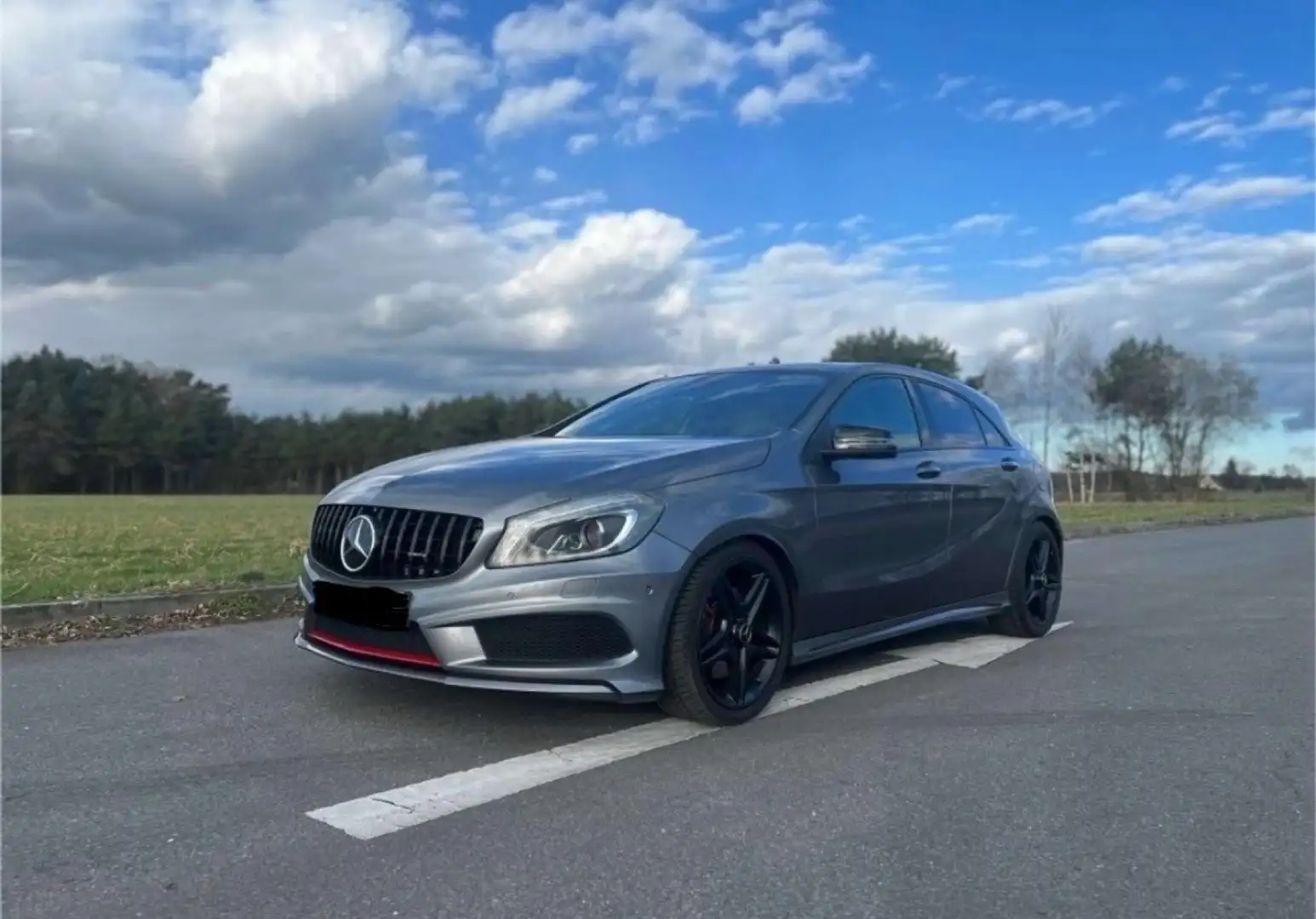 Mercedes-Benz A 220 AMG-line - 1