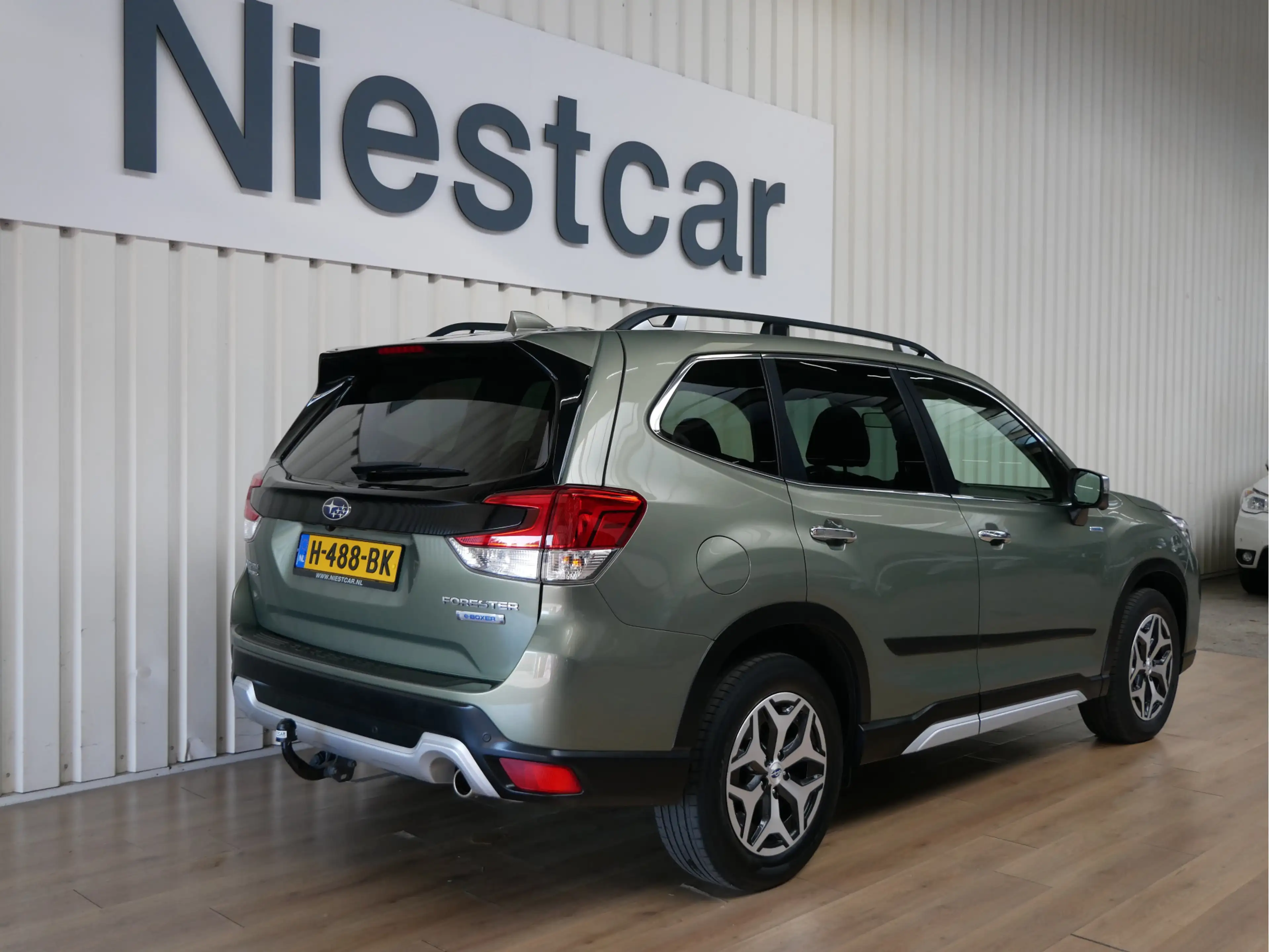 Subaru Forester 2.0i e-BOXER Premium — photo 3