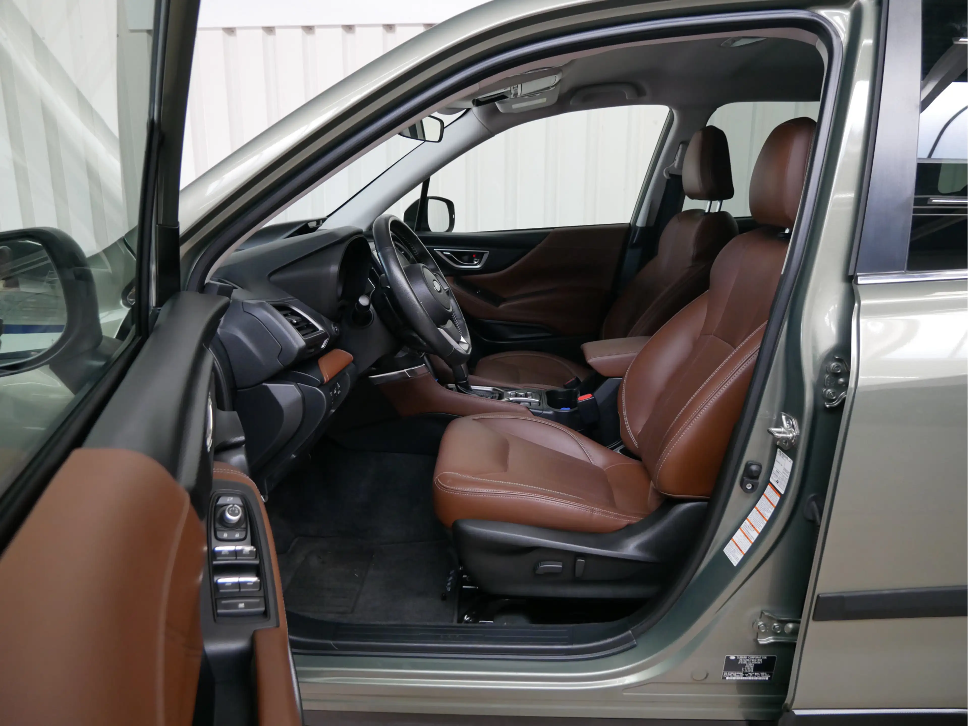 Subaru Forester 2.0i e-BOXER Premium — photo 9